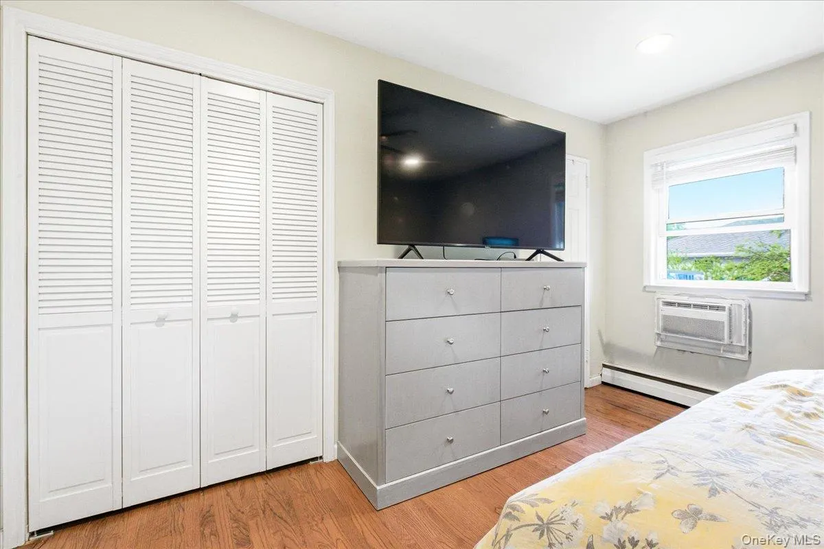 2466 new york New York Avenue, Huntington, NY, 3 Bedrooms Bedrooms, 9 Rooms Rooms,2 BathroomsBathrooms,Residential,For Rent,New York,0,1005500 2466 new york New York Avenue, Huntington, NY, 3 Bedrooms Bedrooms, 9 Rooms Rooms,2 BathroomsBathrooms,Residential,For Rent,New York,0,1005500