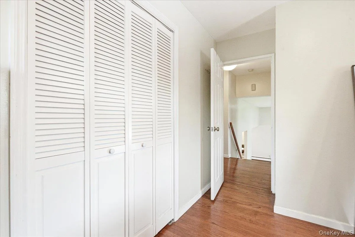 2466 new york New York Avenue, Huntington, NY, 3 Bedrooms Bedrooms, 9 Rooms Rooms,2 BathroomsBathrooms,Residential,For Rent,New York,0,1005500 2466 new york New York Avenue, Huntington, NY, 3 Bedrooms Bedrooms, 9 Rooms Rooms,2 BathroomsBathrooms,Residential,For Rent,New York,0,1005500
