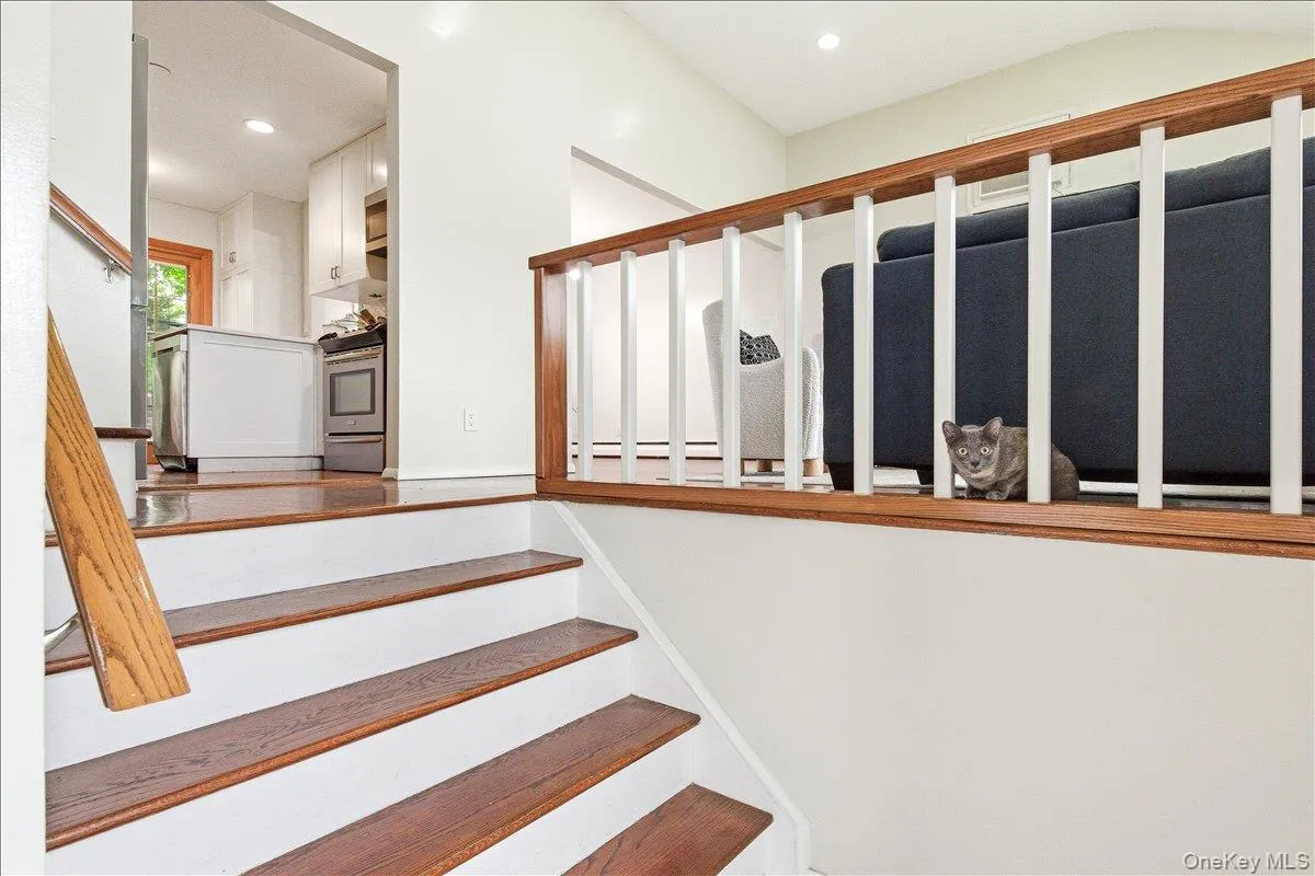 2466 new york New York Avenue, Huntington, NY, 3 Bedrooms Bedrooms, 9 Rooms Rooms,2 BathroomsBathrooms,Residential,For Rent,New York,0,1005500 2466 new york New York Avenue, Huntington, NY, 3 Bedrooms Bedrooms, 9 Rooms Rooms,2 BathroomsBathrooms,Residential,For Rent,New York,0,1005500