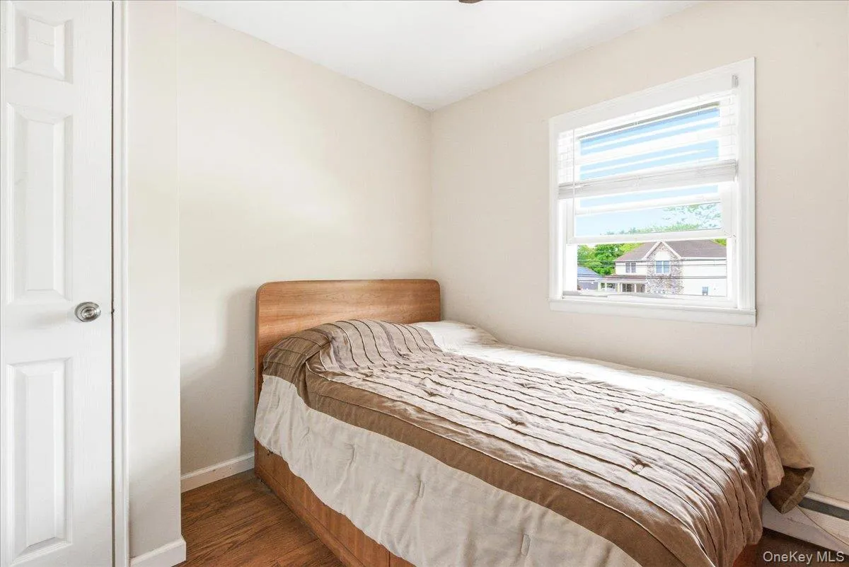2466 new york New York Avenue, Huntington, NY, 3 Bedrooms Bedrooms, 9 Rooms Rooms,2 BathroomsBathrooms,Residential,For Rent,New York,0,1005500 2466 new york New York Avenue, Huntington, NY, 3 Bedrooms Bedrooms, 9 Rooms Rooms,2 BathroomsBathrooms,Residential,For Rent,New York,0,1005500