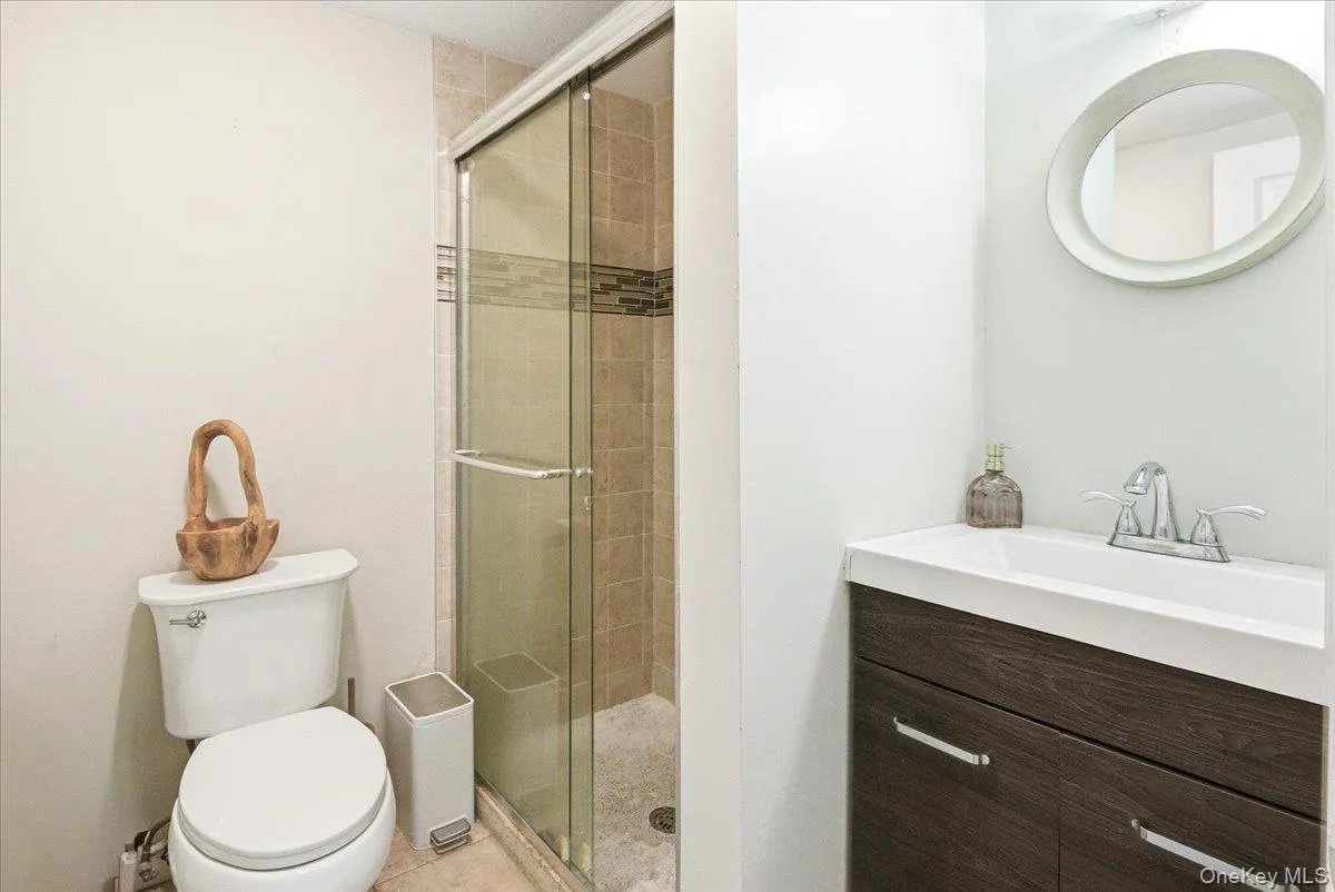 2466 new york New York Avenue, Huntington, NY, 3 Bedrooms Bedrooms, 9 Rooms Rooms,2 BathroomsBathrooms,Residential,For Rent,New York,0,1005500 2466 new york New York Avenue, Huntington, NY, 3 Bedrooms Bedrooms, 9 Rooms Rooms,2 BathroomsBathrooms,Residential,For Rent,New York,0,1005500