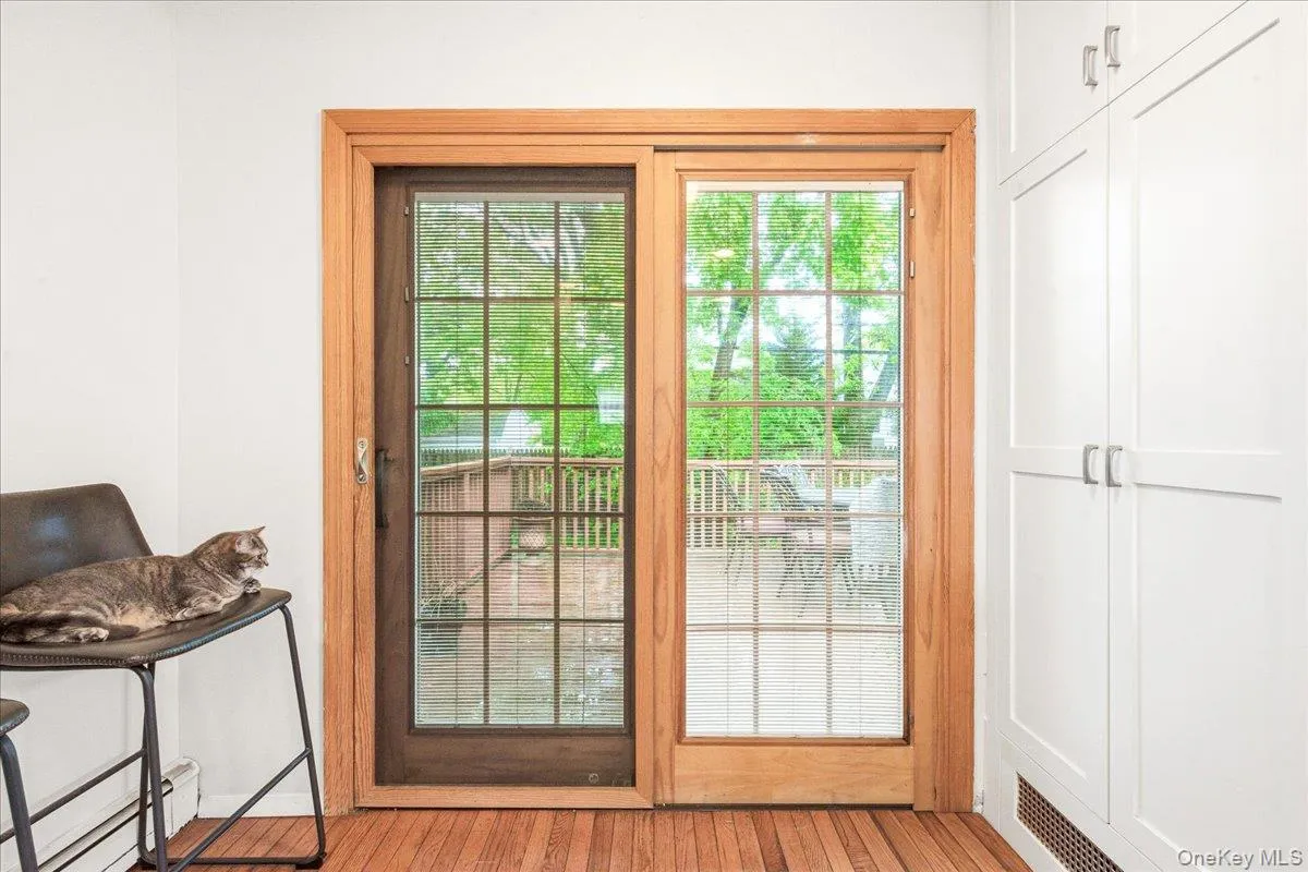 2466 new york New York Avenue, Huntington, NY, 3 Bedrooms Bedrooms, 9 Rooms Rooms,2 BathroomsBathrooms,Residential,For Rent,New York,0,1005500 2466 new york New York Avenue, Huntington, NY, 3 Bedrooms Bedrooms, 9 Rooms Rooms,2 BathroomsBathrooms,Residential,For Rent,New York,0,1005500
