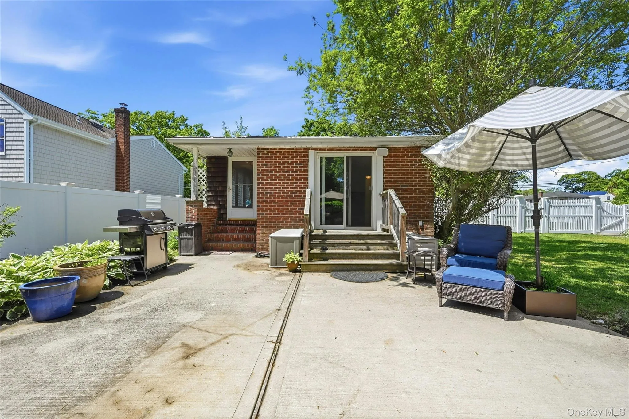 17 Pauchogue Avenue, Islip, NY, 2 Bedrooms Bedrooms, 8 Rooms Rooms,2 BathroomsBathrooms,Residential,For Rent,Pauchogue,0,1005501 17 Pauchogue Avenue, Islip, NY, 2 Bedrooms Bedrooms, 8 Rooms Rooms,2 BathroomsBathrooms,Residential,For Rent,Pauchogue,0,1005501