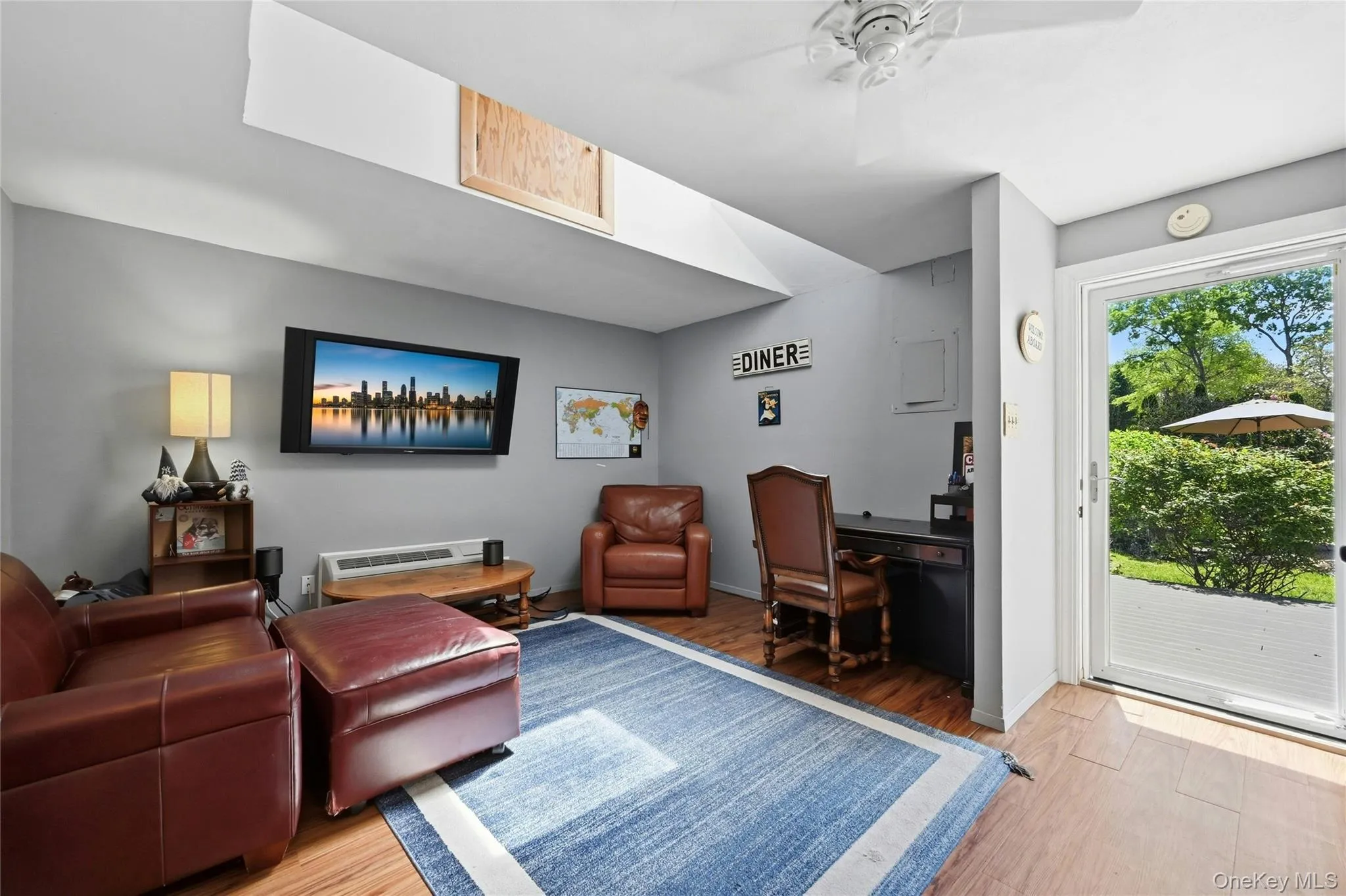 17 Pauchogue Avenue, Islip, NY, 2 Bedrooms Bedrooms, 8 Rooms Rooms,2 BathroomsBathrooms,Residential,For Rent,Pauchogue,0,1005501 17 Pauchogue Avenue, Islip, NY, 2 Bedrooms Bedrooms, 8 Rooms Rooms,2 BathroomsBathrooms,Residential,For Rent,Pauchogue,0,1005501