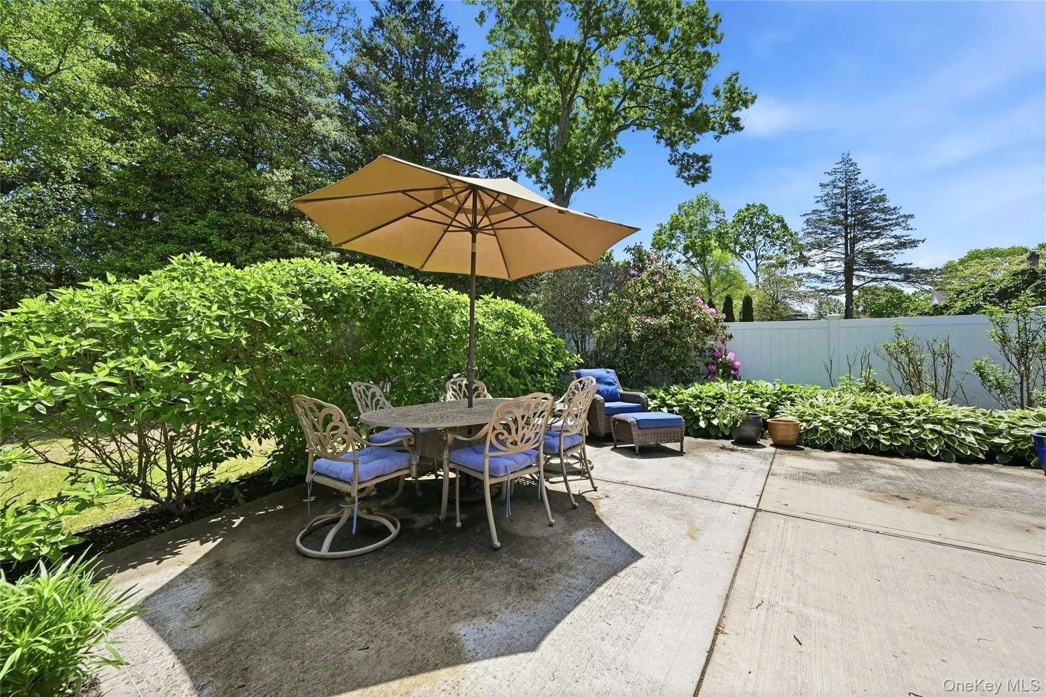 17 Pauchogue Avenue, Islip, NY, 2 Bedrooms Bedrooms, 8 Rooms Rooms,2 BathroomsBathrooms,Residential,For Rent,Pauchogue,0,1005501 17 Pauchogue Avenue, Islip, NY, 2 Bedrooms Bedrooms, 8 Rooms Rooms,2 BathroomsBathrooms,Residential,For Rent,Pauchogue,0,1005501