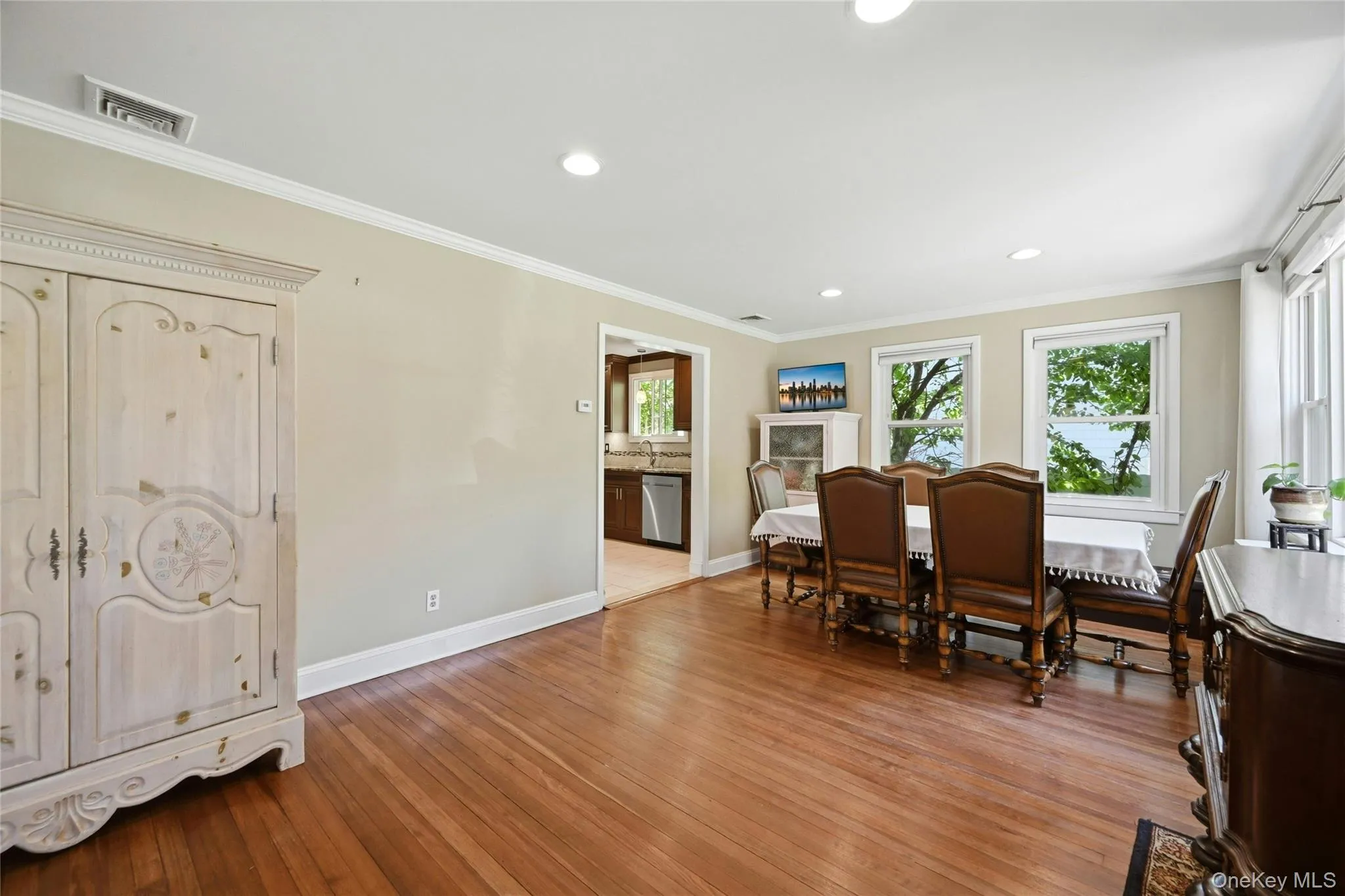 17 Pauchogue Avenue, Islip, NY, 2 Bedrooms Bedrooms, 8 Rooms Rooms,2 BathroomsBathrooms,Residential,For Rent,Pauchogue,0,1005501 17 Pauchogue Avenue, Islip, NY, 2 Bedrooms Bedrooms, 8 Rooms Rooms,2 BathroomsBathrooms,Residential,For Rent,Pauchogue,0,1005501