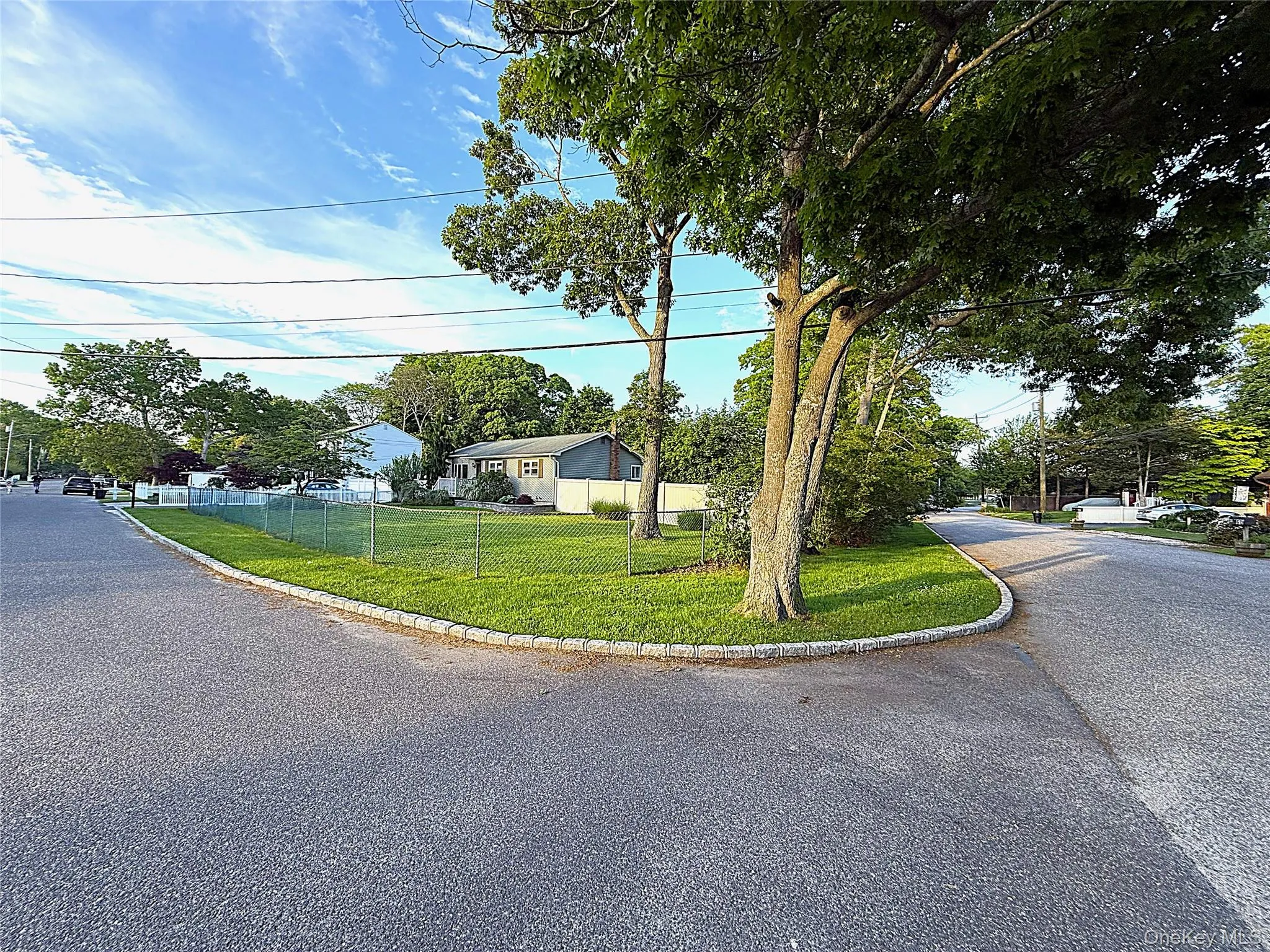 Corner Lot Corner Lot