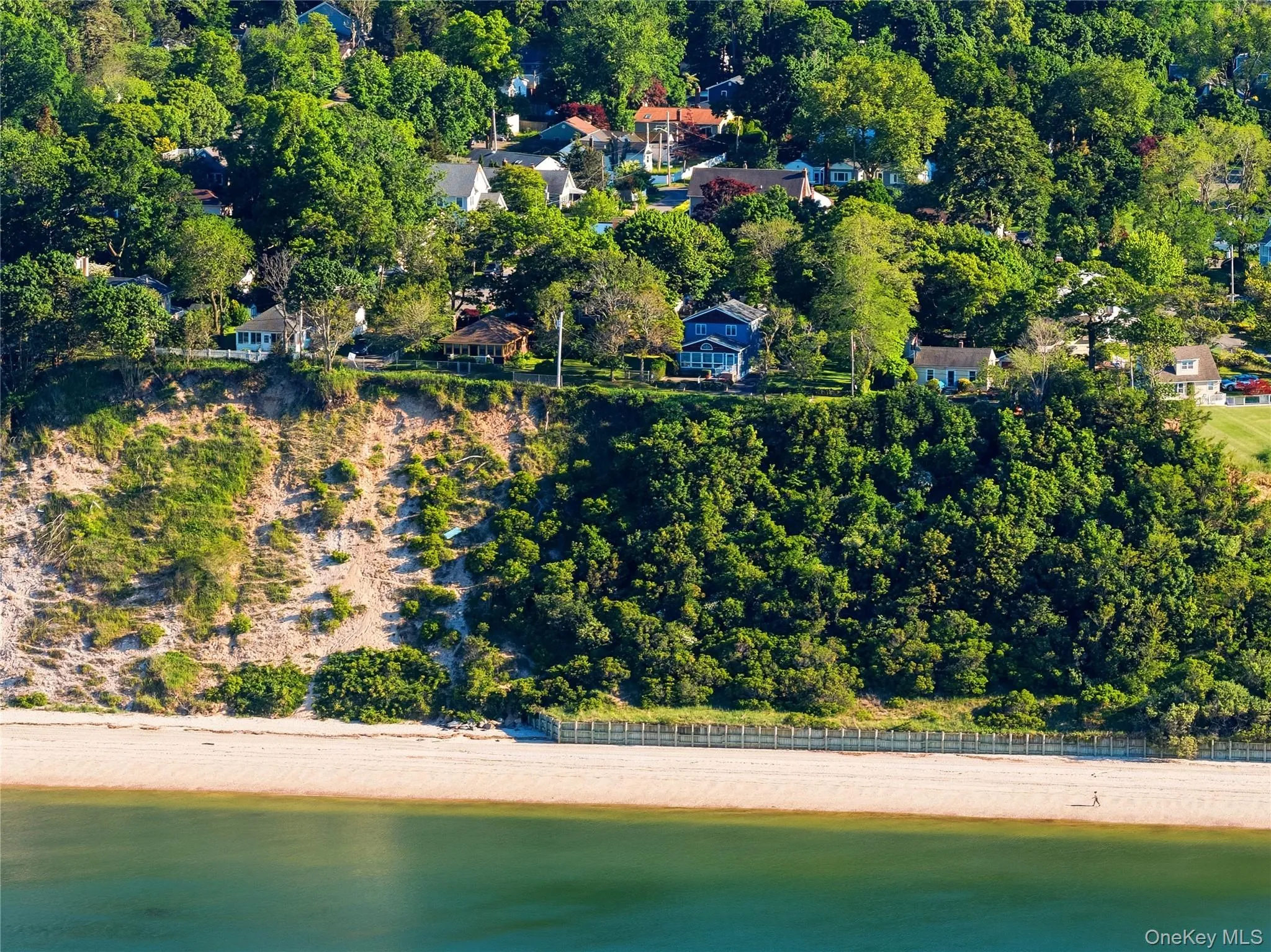 120 Soundview Drive, Brookhaven, NY, 6 Bedrooms Bedrooms, 12 Rooms Rooms,3 BathroomsBathrooms,Residential,For Rent,Soundview,0,1005509 120 Soundview Drive, Brookhaven, NY, 6 Bedrooms Bedrooms, 12 Rooms Rooms,3 BathroomsBathrooms,Residential,For Rent,Soundview,0,1005509