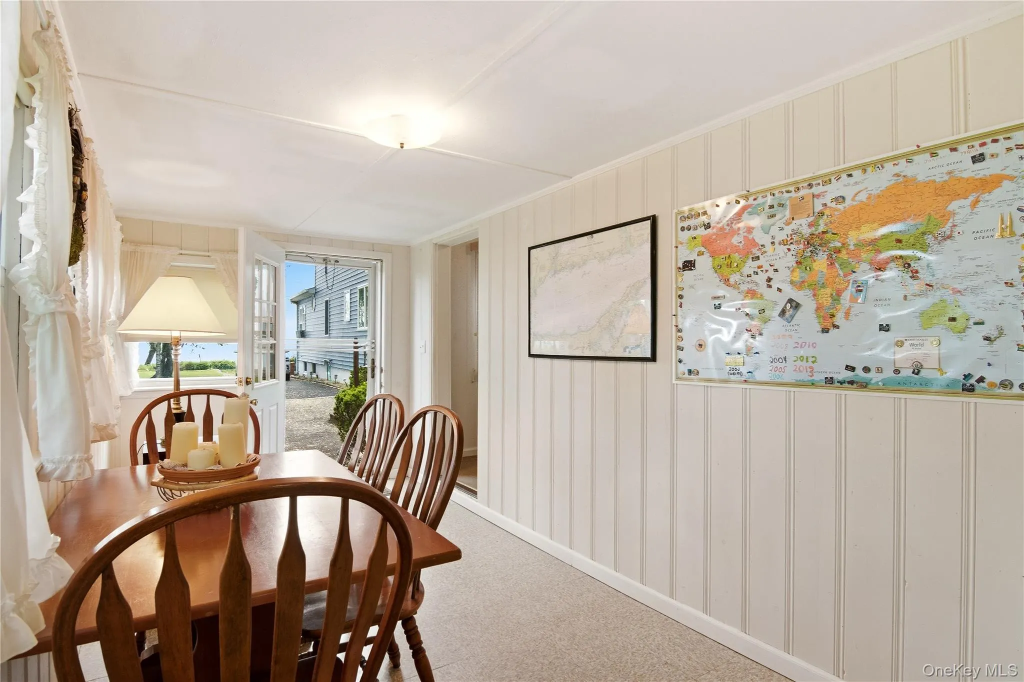 120 Soundview Drive, Brookhaven, NY, 6 Bedrooms Bedrooms, 12 Rooms Rooms,3 BathroomsBathrooms,Residential,For Rent,Soundview,0,1005509 120 Soundview Drive, Brookhaven, NY, 6 Bedrooms Bedrooms, 12 Rooms Rooms,3 BathroomsBathrooms,Residential,For Rent,Soundview,0,1005509