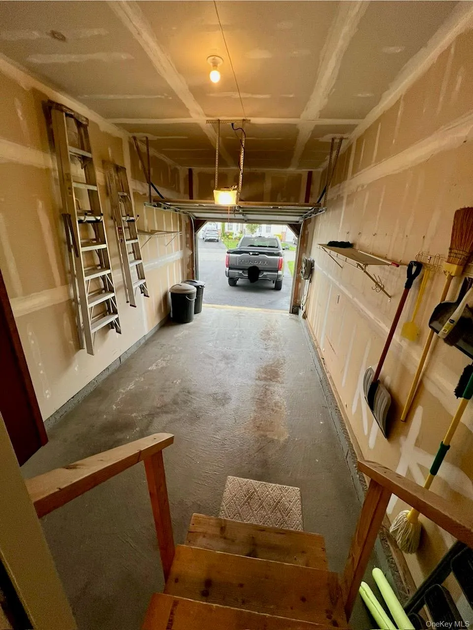 703 Constance Lane, Brookhaven, NY, 2 Bedrooms Bedrooms, 5 Rooms Rooms,2 BathroomsBathrooms,Residential Lease,For Rent,Constance,0,1005512 703 Constance Lane, Brookhaven, NY, 2 Bedrooms Bedrooms, 5 Rooms Rooms,2 BathroomsBathrooms,Residential Lease,For Rent,Constance,0,1005512