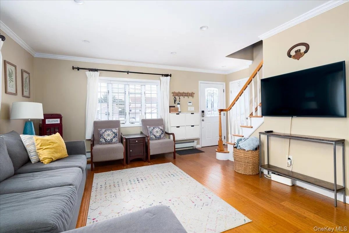 140 Euclid Avenue, Oyster Bay, NY, 5 Bedrooms Bedrooms, 11 Rooms Rooms,3 BathroomsBathrooms,Residential,For Rent,Euclid,0,1005514 140 Euclid Avenue, Oyster Bay, NY, 5 Bedrooms Bedrooms, 11 Rooms Rooms,3 BathroomsBathrooms,Residential,For Rent,Euclid,0,1005514