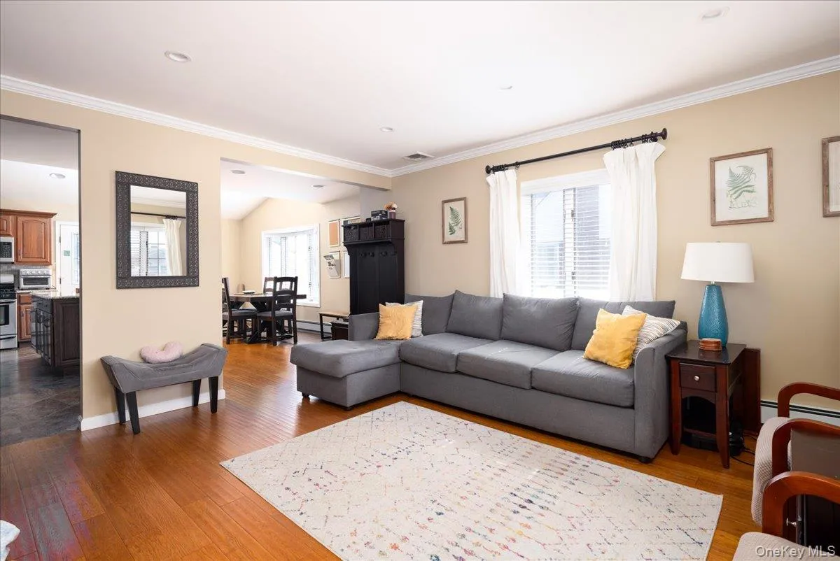 140 Euclid Avenue, Oyster Bay, NY, 5 Bedrooms Bedrooms, 11 Rooms Rooms,3 BathroomsBathrooms,Residential,For Rent,Euclid,0,1005514 140 Euclid Avenue, Oyster Bay, NY, 5 Bedrooms Bedrooms, 11 Rooms Rooms,3 BathroomsBathrooms,Residential,For Rent,Euclid,0,1005514