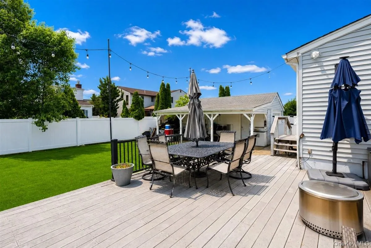 140 Euclid Avenue, Oyster Bay, NY, 5 Bedrooms Bedrooms, 11 Rooms Rooms,3 BathroomsBathrooms,Residential,For Rent,Euclid,0,1005514 140 Euclid Avenue, Oyster Bay, NY, 5 Bedrooms Bedrooms, 11 Rooms Rooms,3 BathroomsBathrooms,Residential,For Rent,Euclid,0,1005514