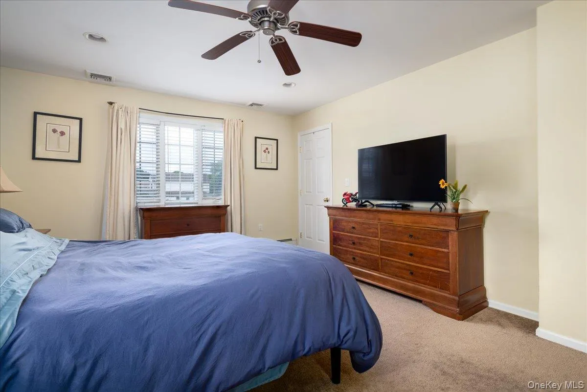 140 Euclid Avenue, Oyster Bay, NY, 5 Bedrooms Bedrooms, 11 Rooms Rooms,3 BathroomsBathrooms,Residential,For Rent,Euclid,0,1005514 140 Euclid Avenue, Oyster Bay, NY, 5 Bedrooms Bedrooms, 11 Rooms Rooms,3 BathroomsBathrooms,Residential,For Rent,Euclid,0,1005514