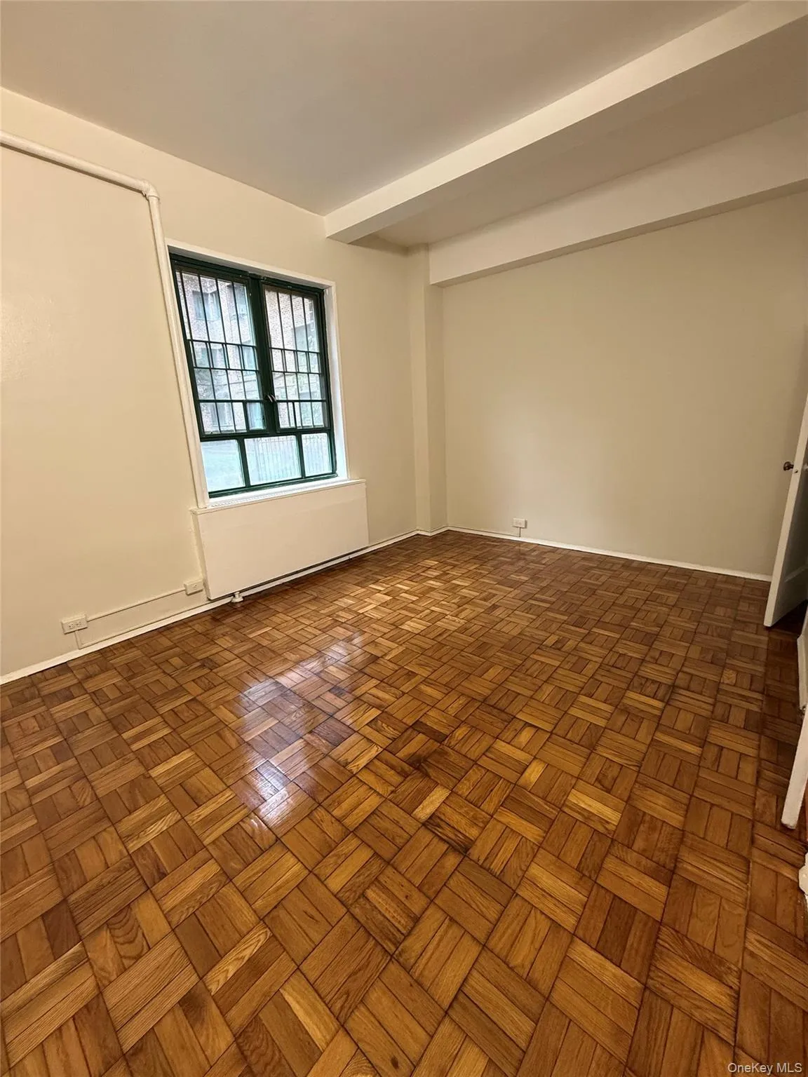 BEDROOM BEDROOM
