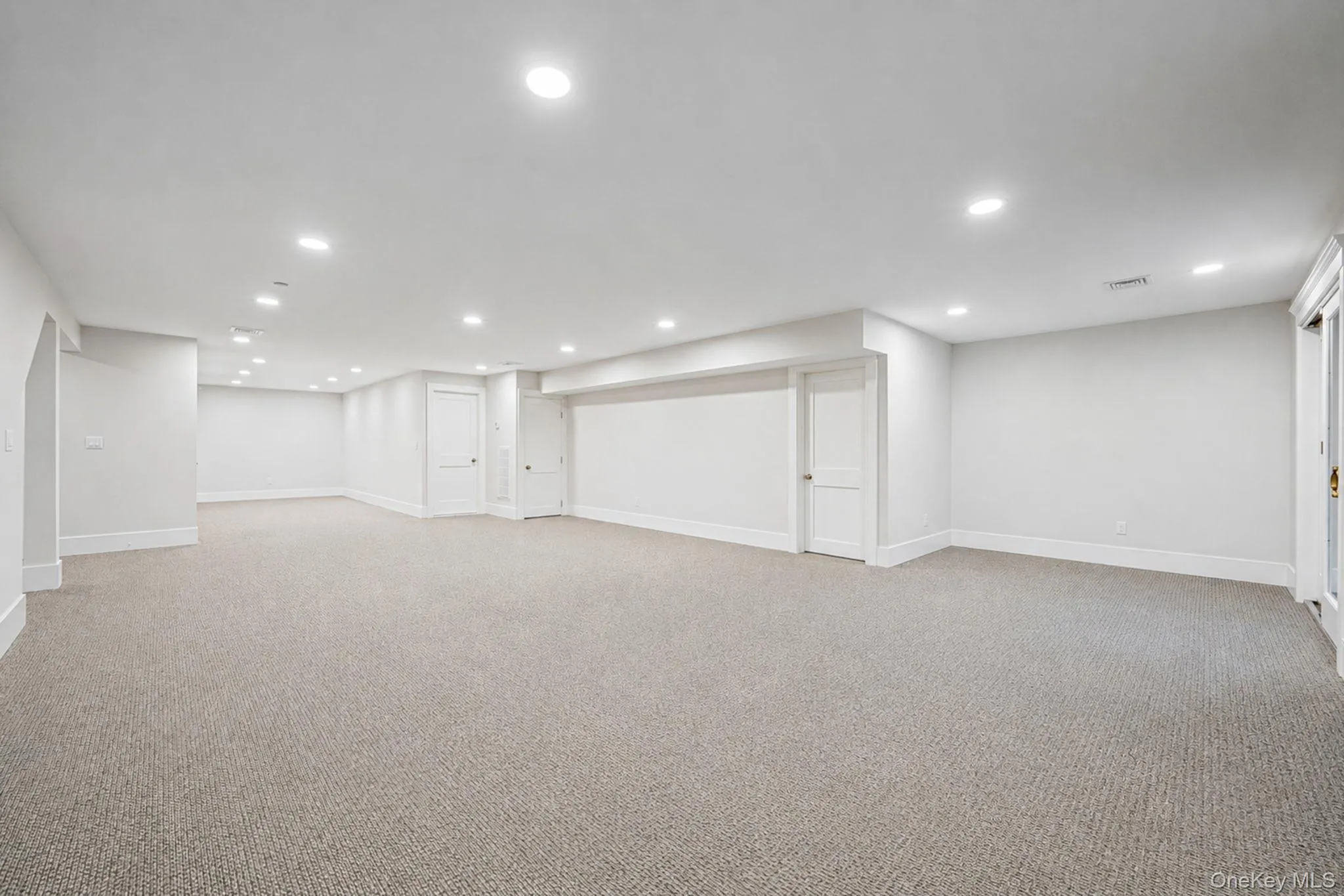298 Vista Drive, Oyster Bay, NY, 4 Bedrooms Bedrooms, 7 Rooms Rooms,3 BathroomsBathrooms,Residential,For Rent,Vista,0,1005521 298 Vista Drive, Oyster Bay, NY, 4 Bedrooms Bedrooms, 7 Rooms Rooms,3 BathroomsBathrooms,Residential,For Rent,Vista,0,1005521