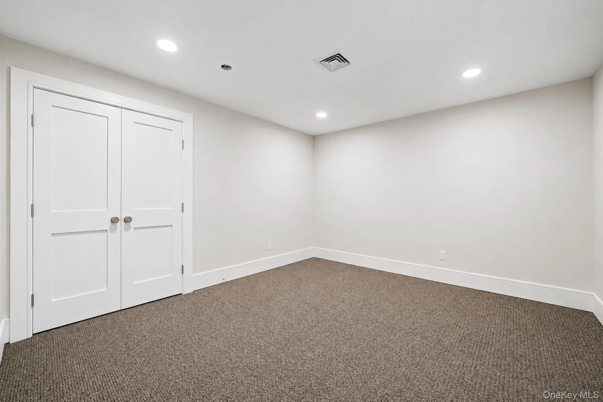 298 Vista Drive, Oyster Bay, NY, 4 Bedrooms Bedrooms, 7 Rooms Rooms,3 BathroomsBathrooms,Residential,For Rent,Vista,0,1005521 298 Vista Drive, Oyster Bay, NY, 4 Bedrooms Bedrooms, 7 Rooms Rooms,3 BathroomsBathrooms,Residential,For Rent,Vista,0,1005521