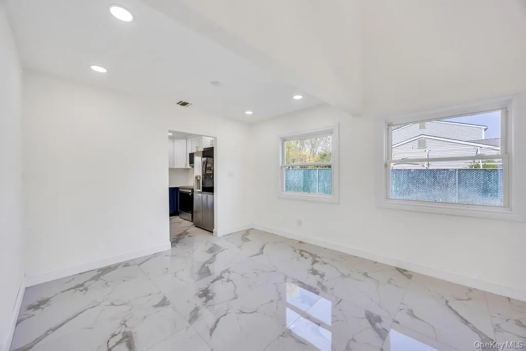 8 Grand Canyon Lane, Brookhaven, NY, 5 Bedrooms Bedrooms, 11 Rooms Rooms,3 BathroomsBathrooms,Residential,For Rent,Grand Canyon,0,1005527 8 Grand Canyon Lane, Brookhaven, NY, 5 Bedrooms Bedrooms, 11 Rooms Rooms,3 BathroomsBathrooms,Residential,For Rent,Grand Canyon,0,1005527