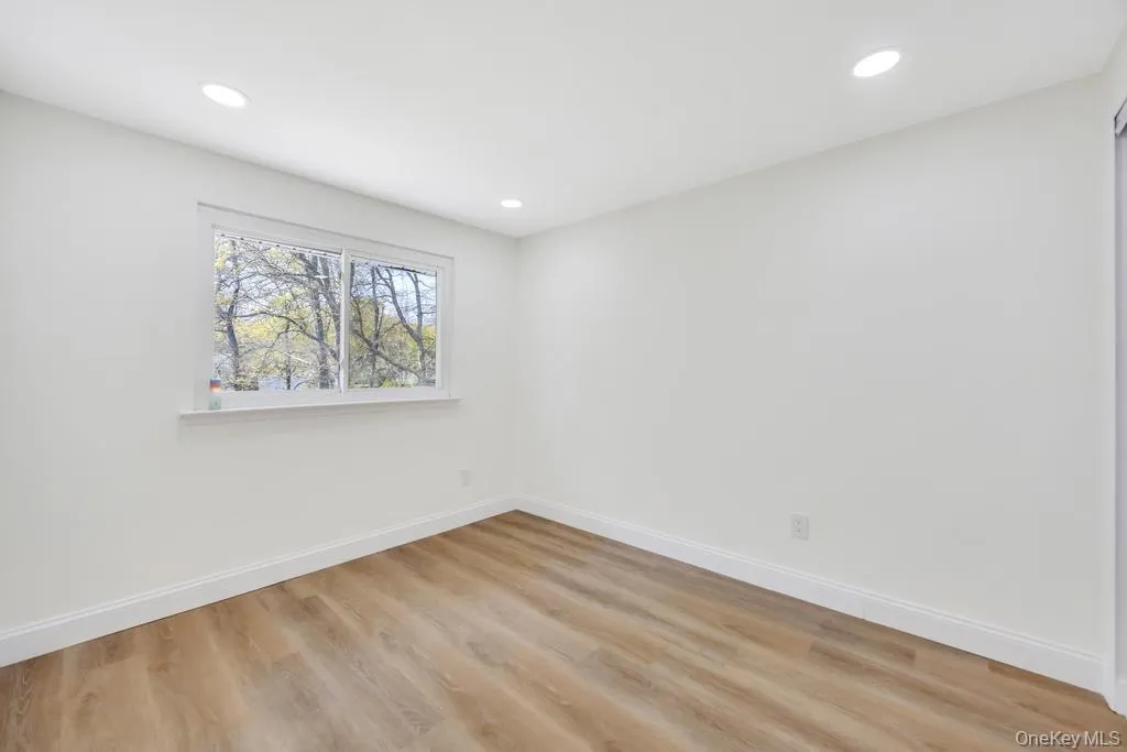 8 Grand Canyon Lane, Brookhaven, NY, 5 Bedrooms Bedrooms, 11 Rooms Rooms,3 BathroomsBathrooms,Residential,For Rent,Grand Canyon,0,1005527 8 Grand Canyon Lane, Brookhaven, NY, 5 Bedrooms Bedrooms, 11 Rooms Rooms,3 BathroomsBathrooms,Residential,For Rent,Grand Canyon,0,1005527