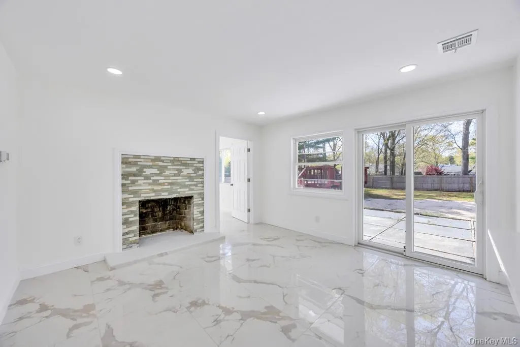 8 Grand Canyon Lane, Brookhaven, NY, 5 Bedrooms Bedrooms, 11 Rooms Rooms,3 BathroomsBathrooms,Residential,For Rent,Grand Canyon,0,1005527 8 Grand Canyon Lane, Brookhaven, NY, 5 Bedrooms Bedrooms, 11 Rooms Rooms,3 BathroomsBathrooms,Residential,For Rent,Grand Canyon,0,1005527