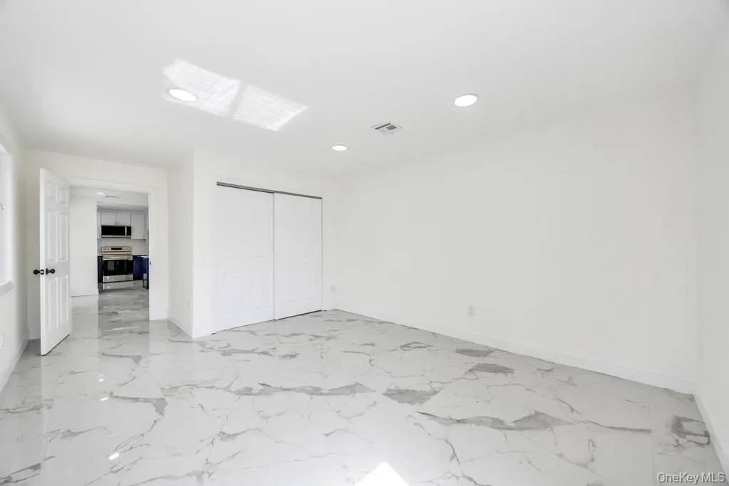 8 Grand Canyon Lane, Brookhaven, NY, 5 Bedrooms Bedrooms, 11 Rooms Rooms,3 BathroomsBathrooms,Residential,For Rent,Grand Canyon,0,1005527 8 Grand Canyon Lane, Brookhaven, NY, 5 Bedrooms Bedrooms, 11 Rooms Rooms,3 BathroomsBathrooms,Residential,For Rent,Grand Canyon,0,1005527