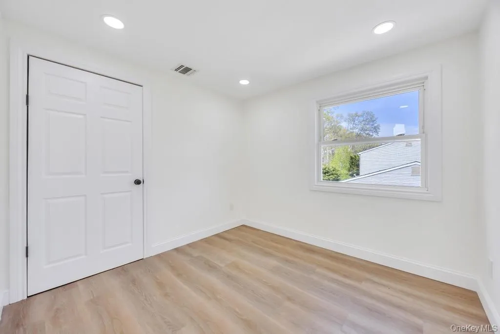 8 Grand Canyon Lane, Brookhaven, NY, 5 Bedrooms Bedrooms, 11 Rooms Rooms,3 BathroomsBathrooms,Residential,For Rent,Grand Canyon,0,1005527 8 Grand Canyon Lane, Brookhaven, NY, 5 Bedrooms Bedrooms, 11 Rooms Rooms,3 BathroomsBathrooms,Residential,For Rent,Grand Canyon,0,1005527