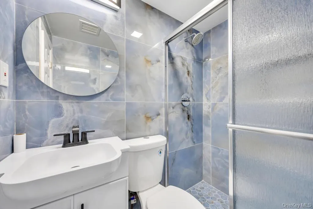 8 Grand Canyon Lane, Brookhaven, NY, 5 Bedrooms Bedrooms, 11 Rooms Rooms,3 BathroomsBathrooms,Residential,For Rent,Grand Canyon,0,1005527 8 Grand Canyon Lane, Brookhaven, NY, 5 Bedrooms Bedrooms, 11 Rooms Rooms,3 BathroomsBathrooms,Residential,For Rent,Grand Canyon,0,1005527