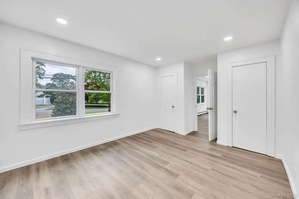 5 Radford Road, Brookhaven, NY, 3 Bedrooms Bedrooms, 9 Rooms Rooms,3 BathroomsBathrooms,Residential,For Rent,Radford,0,1005530 5 Radford Road, Brookhaven, NY, 3 Bedrooms Bedrooms, 9 Rooms Rooms,3 BathroomsBathrooms,Residential,For Rent,Radford,0,1005530