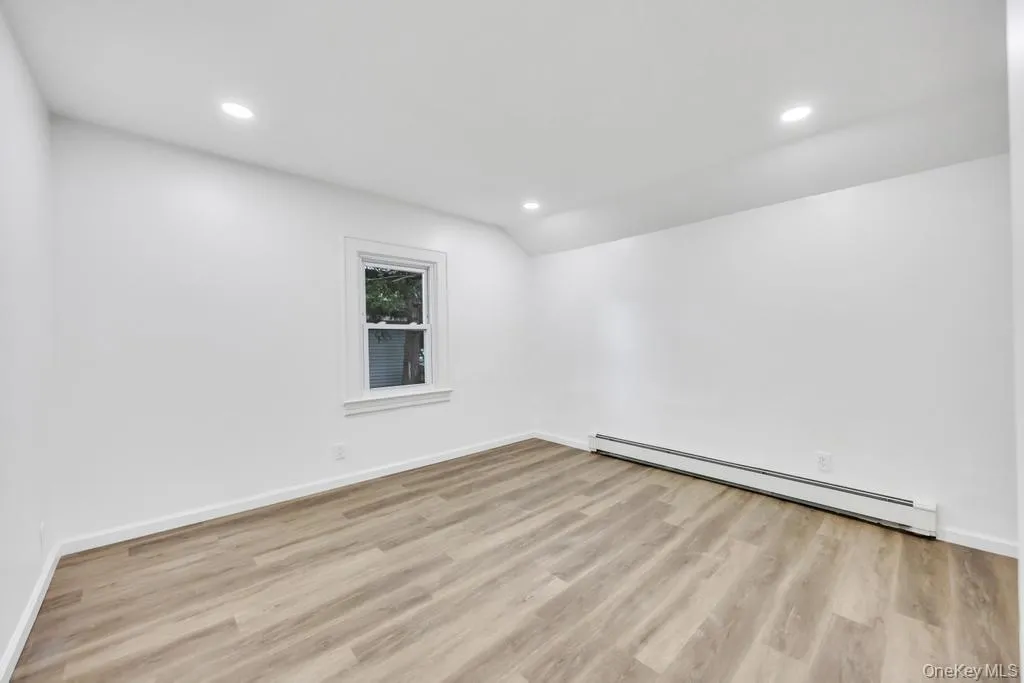 5 Radford Road, Brookhaven, NY, 3 Bedrooms Bedrooms, 9 Rooms Rooms,3 BathroomsBathrooms,Residential,For Rent,Radford,0,1005530 5 Radford Road, Brookhaven, NY, 3 Bedrooms Bedrooms, 9 Rooms Rooms,3 BathroomsBathrooms,Residential,For Rent,Radford,0,1005530