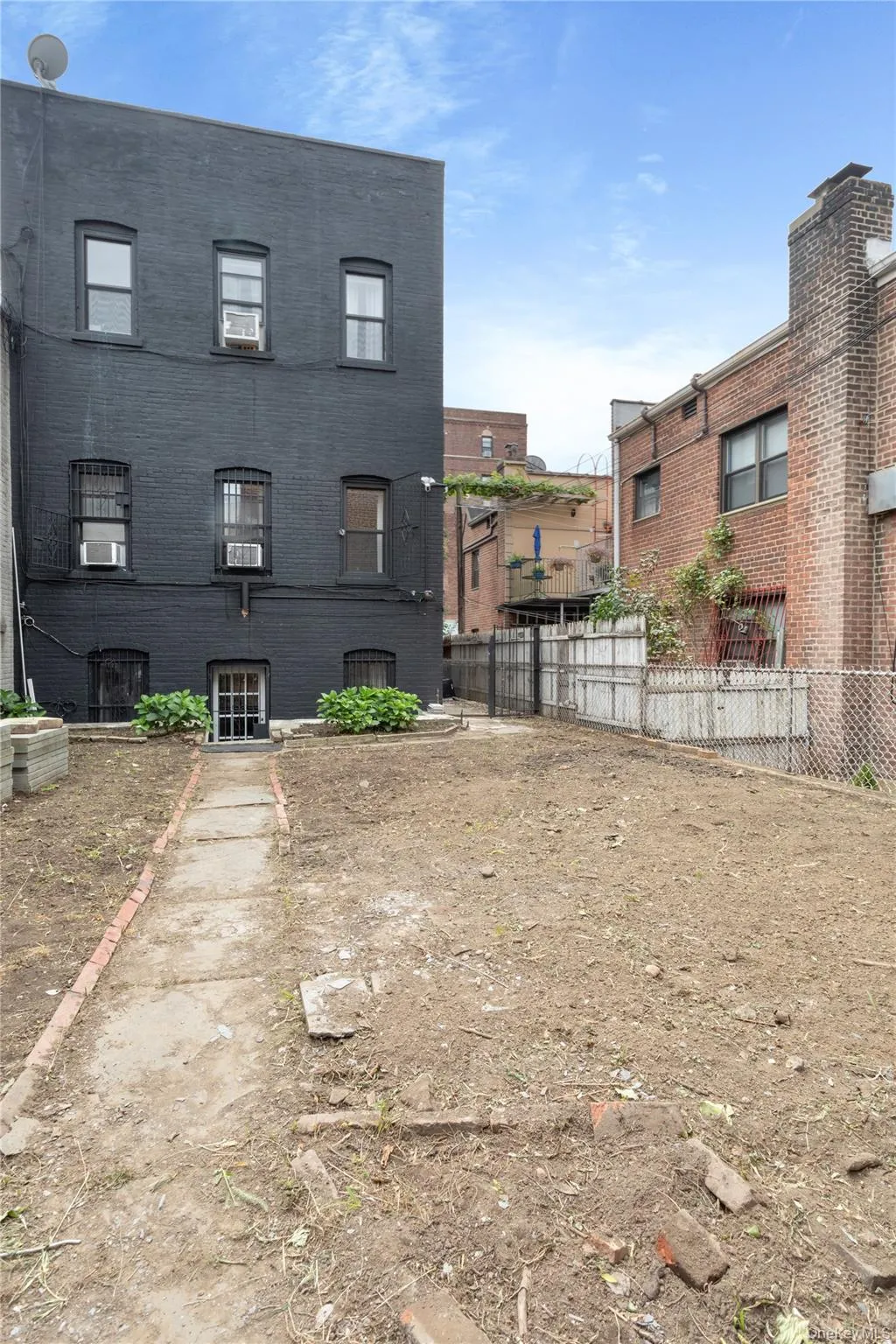 29-07 35th Avenue, New York, NY, 3 Bedrooms Bedrooms, 5 Rooms Rooms,2 BathroomsBathrooms,Residential Lease,For Rent,35th,0,1005535 29-07 35th Avenue, New York, NY, 3 Bedrooms Bedrooms, 5 Rooms Rooms,2 BathroomsBathrooms,Residential Lease,For Rent,35th,0,1005535