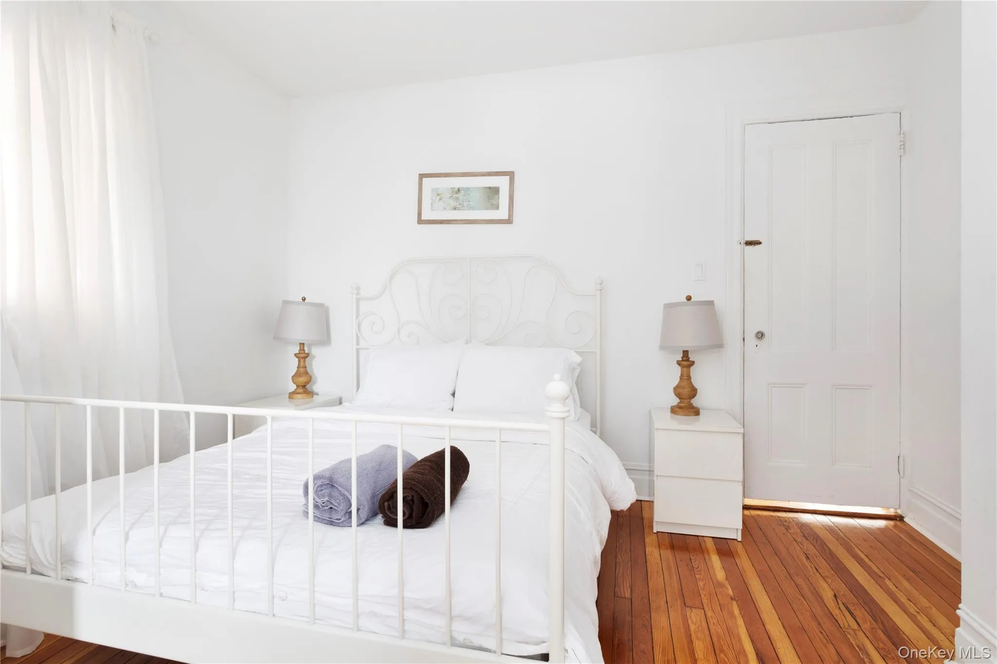 29-07 35th Avenue, New York, NY, 3 Bedrooms Bedrooms, 5 Rooms Rooms,2 BathroomsBathrooms,Residential Lease,For Rent,35th,0,1005535 29-07 35th Avenue, New York, NY, 3 Bedrooms Bedrooms, 5 Rooms Rooms,2 BathroomsBathrooms,Residential Lease,For Rent,35th,0,1005535
