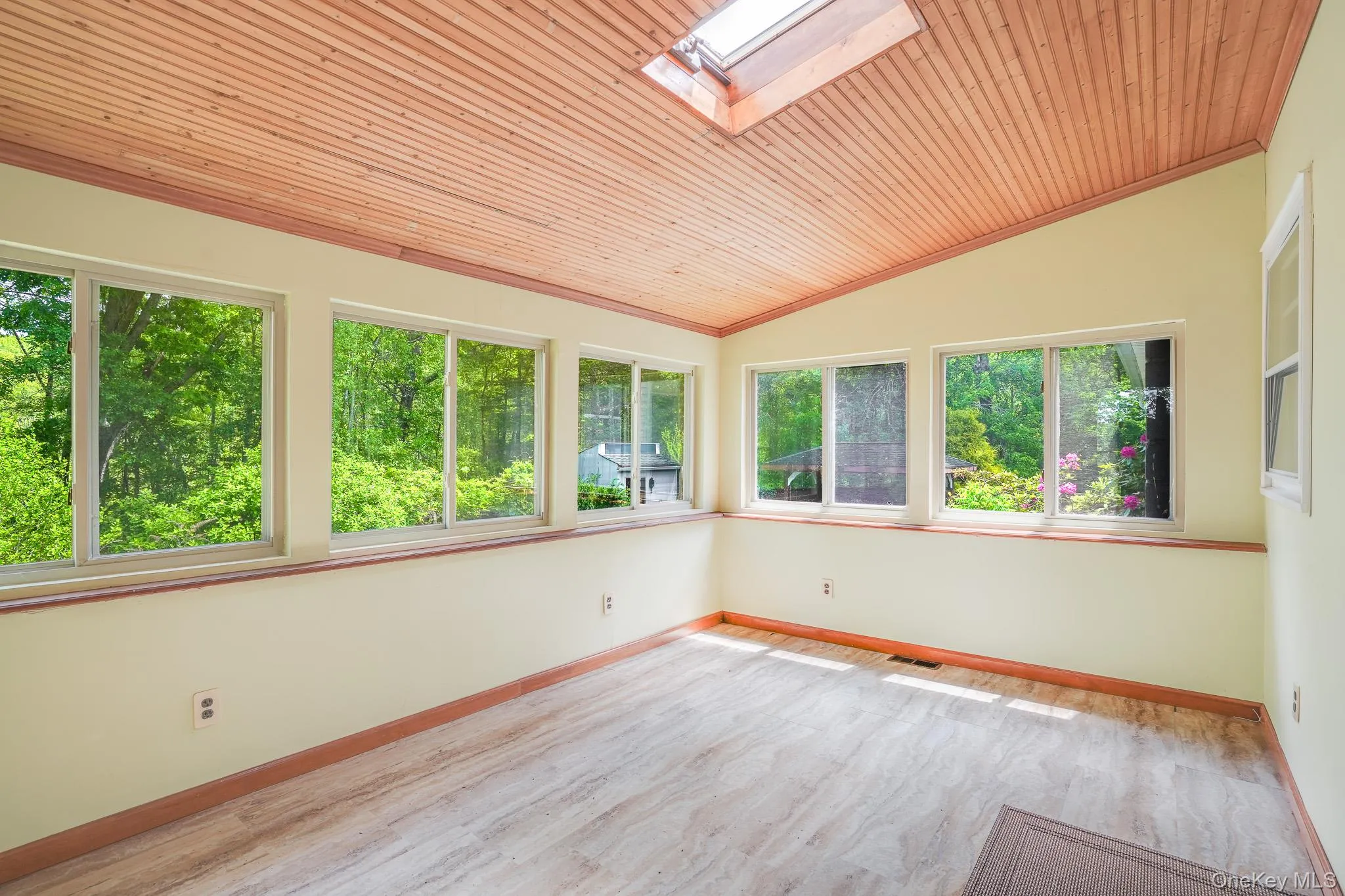 10 Eisgruber Park Lane, Lloyd, NY, 3 Bedrooms Bedrooms, 11 Rooms Rooms,2 BathroomsBathrooms,Residential,For Rent,Eisgruber Park,0,1005537 10 Eisgruber Park Lane, Lloyd, NY, 3 Bedrooms Bedrooms, 11 Rooms Rooms,2 BathroomsBathrooms,Residential,For Rent,Eisgruber Park,0,1005537