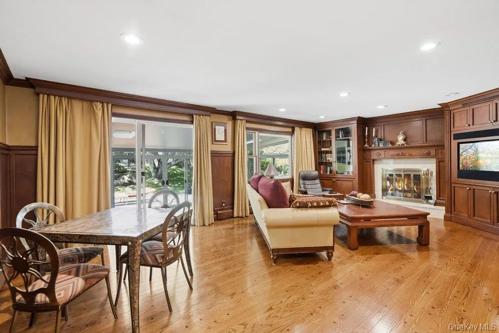 119 Plainview Road, Oyster Bay, NY, 6 Bedrooms Bedrooms, 12 Rooms Rooms,4 BathroomsBathrooms,Residential,For Rent,Plainview,0,1005538 119 Plainview Road, Oyster Bay, NY, 6 Bedrooms Bedrooms, 12 Rooms Rooms,4 BathroomsBathrooms,Residential,For Rent,Plainview,0,1005538