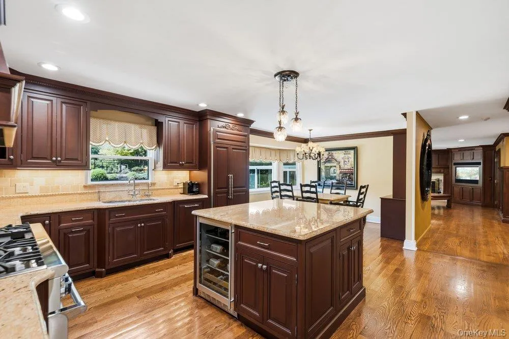 119 Plainview Road, Oyster Bay, NY, 6 Bedrooms Bedrooms, 12 Rooms Rooms,4 BathroomsBathrooms,Residential,For Rent,Plainview,0,1005538 119 Plainview Road, Oyster Bay, NY, 6 Bedrooms Bedrooms, 12 Rooms Rooms,4 BathroomsBathrooms,Residential,For Rent,Plainview,0,1005538