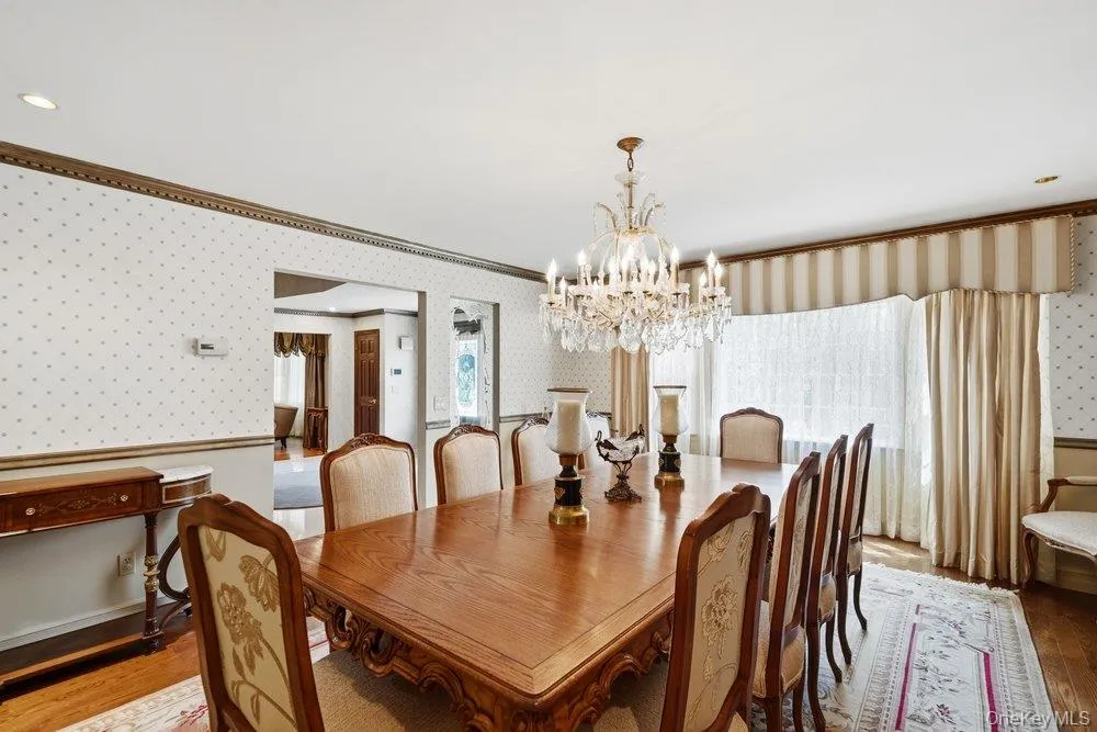 119 Plainview Road, Oyster Bay, NY, 6 Bedrooms Bedrooms, 12 Rooms Rooms,4 BathroomsBathrooms,Residential,For Rent,Plainview,0,1005538 119 Plainview Road, Oyster Bay, NY, 6 Bedrooms Bedrooms, 12 Rooms Rooms,4 BathroomsBathrooms,Residential,For Rent,Plainview,0,1005538