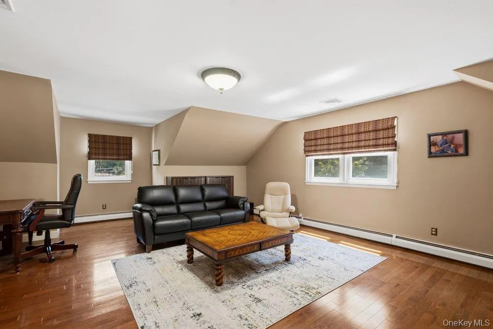 119 Plainview Road, Oyster Bay, NY, 6 Bedrooms Bedrooms, 12 Rooms Rooms,4 BathroomsBathrooms,Residential,For Rent,Plainview,0,1005538 119 Plainview Road, Oyster Bay, NY, 6 Bedrooms Bedrooms, 12 Rooms Rooms,4 BathroomsBathrooms,Residential,For Rent,Plainview,0,1005538