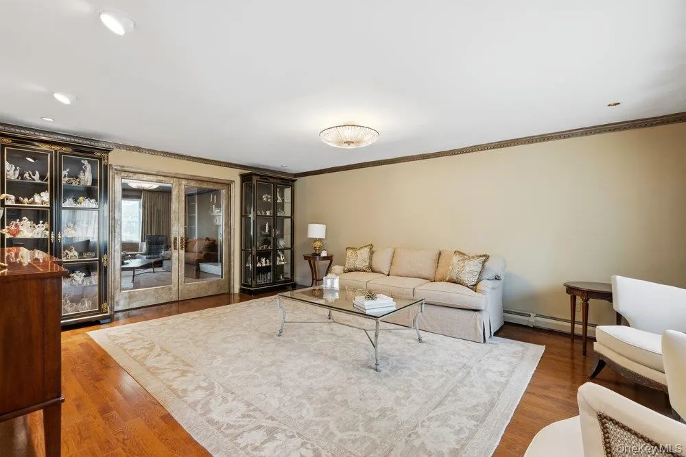 119 Plainview Road, Oyster Bay, NY, 6 Bedrooms Bedrooms, 12 Rooms Rooms,4 BathroomsBathrooms,Residential,For Rent,Plainview,0,1005538 119 Plainview Road, Oyster Bay, NY, 6 Bedrooms Bedrooms, 12 Rooms Rooms,4 BathroomsBathrooms,Residential,For Rent,Plainview,0,1005538