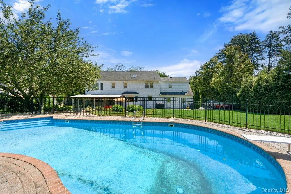 119 Plainview Road, Oyster Bay, NY, 6 Bedrooms Bedrooms, 12 Rooms Rooms,4 BathroomsBathrooms,Residential,For Rent,Plainview,0,1005538 119 Plainview Road, Oyster Bay, NY, 6 Bedrooms Bedrooms, 12 Rooms Rooms,4 BathroomsBathrooms,Residential,For Rent,Plainview,0,1005538
