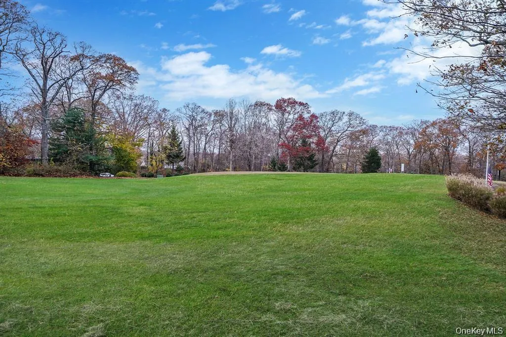 9 Hole Golf Course 9 Hole Golf Course
