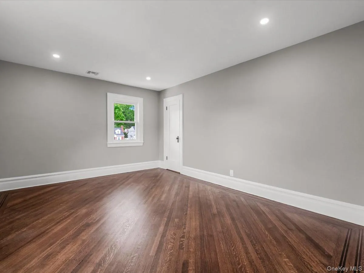 45 Edgewood Road, Hempstead, NY, 5 Bedrooms Bedrooms, 13 Rooms Rooms,2 BathroomsBathrooms,Residential,For Rent,Edgewood,0,1005547 45 Edgewood Road, Hempstead, NY, 5 Bedrooms Bedrooms, 13 Rooms Rooms,2 BathroomsBathrooms,Residential,For Rent,Edgewood,0,1005547