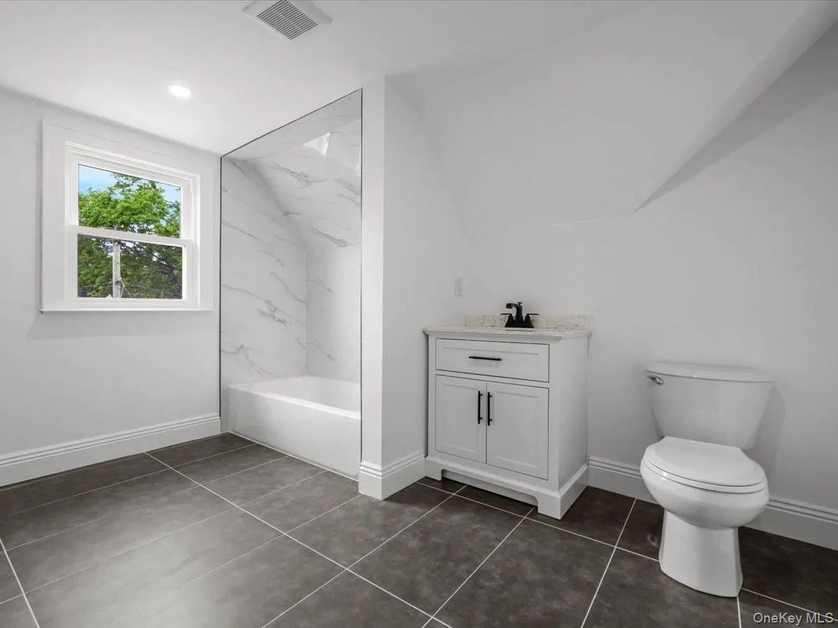 45 Edgewood Road, Hempstead, NY, 5 Bedrooms Bedrooms, 13 Rooms Rooms,2 BathroomsBathrooms,Residential,For Rent,Edgewood,0,1005547 45 Edgewood Road, Hempstead, NY, 5 Bedrooms Bedrooms, 13 Rooms Rooms,2 BathroomsBathrooms,Residential,For Rent,Edgewood,0,1005547