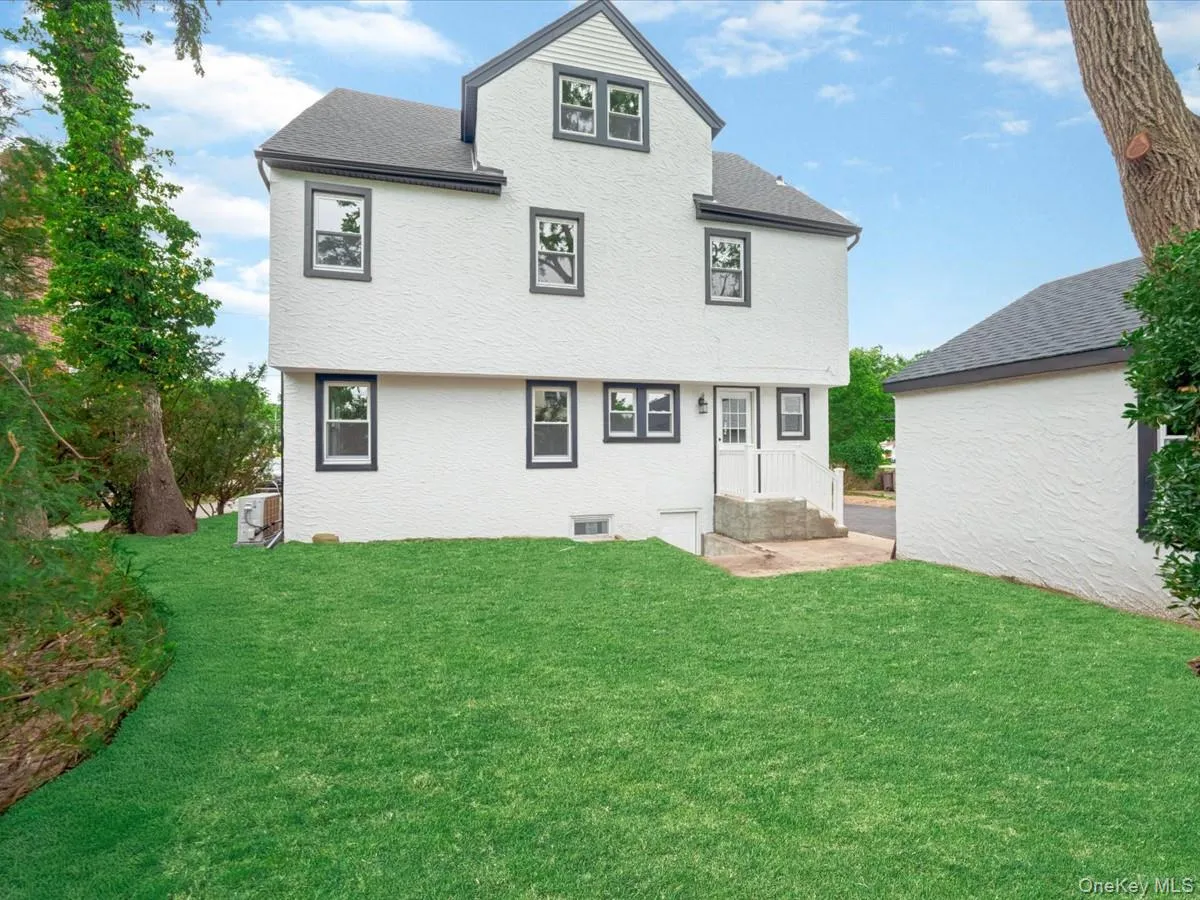 45 Edgewood Road, Hempstead, NY, 5 Bedrooms Bedrooms, 13 Rooms Rooms,2 BathroomsBathrooms,Residential,For Rent,Edgewood,0,1005547 45 Edgewood Road, Hempstead, NY, 5 Bedrooms Bedrooms, 13 Rooms Rooms,2 BathroomsBathrooms,Residential,For Rent,Edgewood,0,1005547