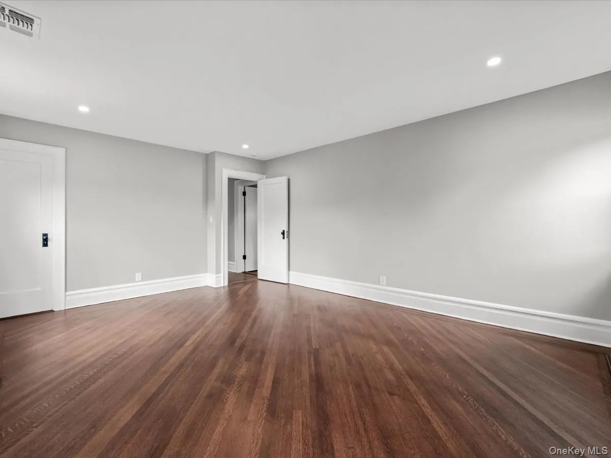 45 Edgewood Road, Hempstead, NY, 5 Bedrooms Bedrooms, 13 Rooms Rooms,2 BathroomsBathrooms,Residential,For Rent,Edgewood,0,1005547 45 Edgewood Road, Hempstead, NY, 5 Bedrooms Bedrooms, 13 Rooms Rooms,2 BathroomsBathrooms,Residential,For Rent,Edgewood,0,1005547