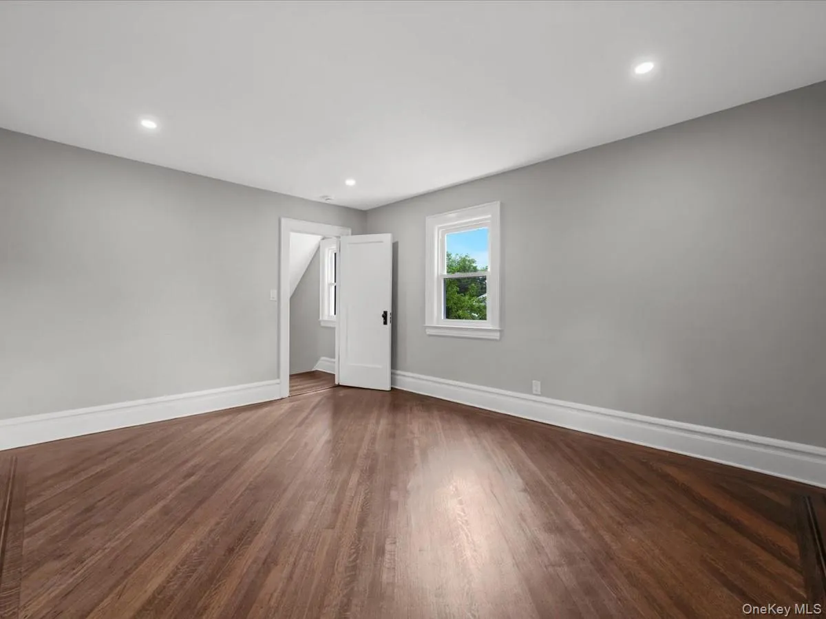 45 Edgewood Road, Hempstead, NY, 5 Bedrooms Bedrooms, 13 Rooms Rooms,2 BathroomsBathrooms,Residential,For Rent,Edgewood,0,1005547 45 Edgewood Road, Hempstead, NY, 5 Bedrooms Bedrooms, 13 Rooms Rooms,2 BathroomsBathrooms,Residential,For Rent,Edgewood,0,1005547