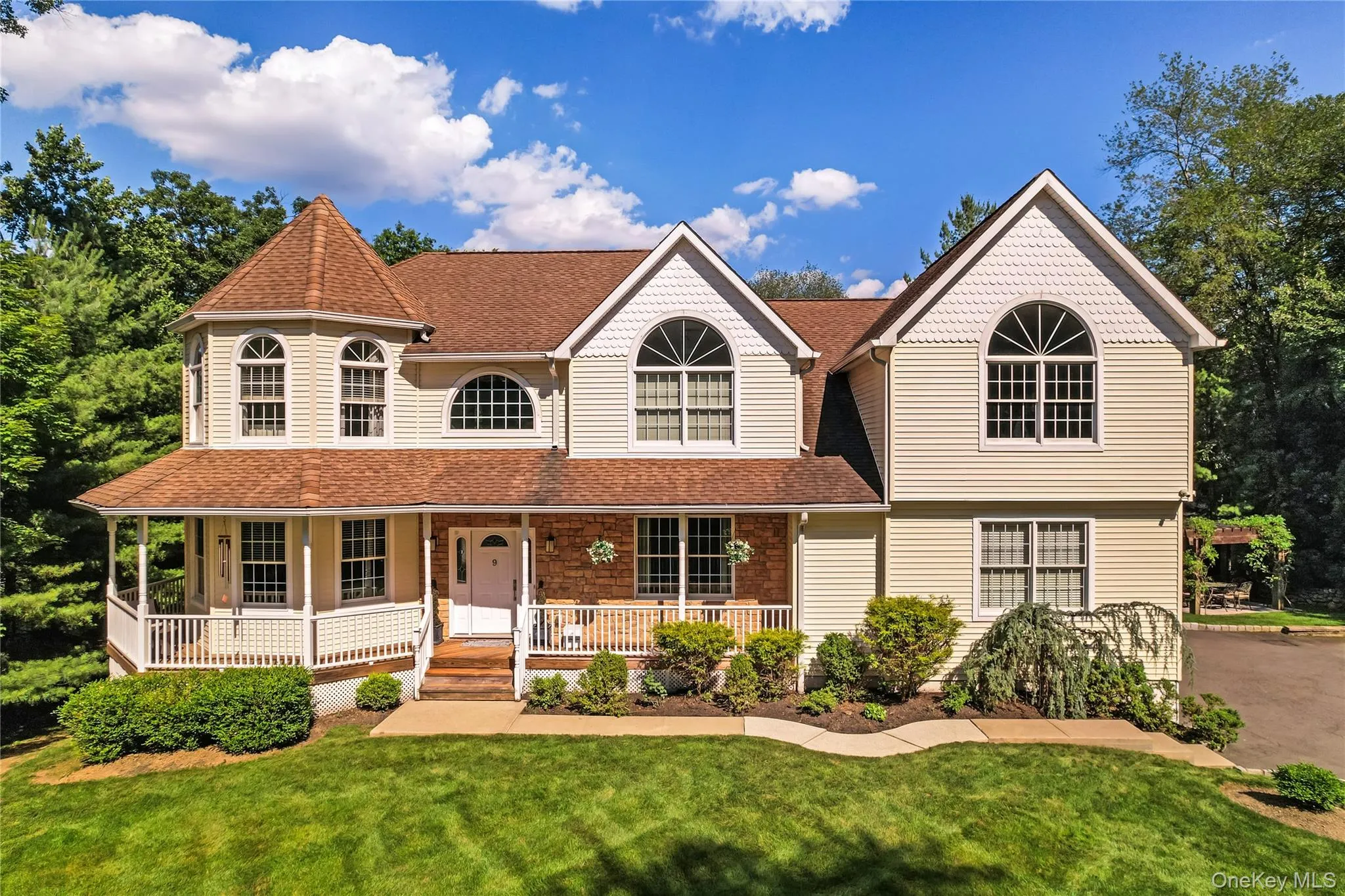 9 Ronwood Road, Ramapo, NY, 5 Bedrooms Bedrooms, 14 Rooms Rooms,3 BathroomsBathrooms,Residential,For Rent,Ronwood,0,1005553 9 Ronwood Road, Ramapo, NY, 5 Bedrooms Bedrooms, 14 Rooms Rooms,3 BathroomsBathrooms,Residential,For Rent,Ronwood,0,1005553