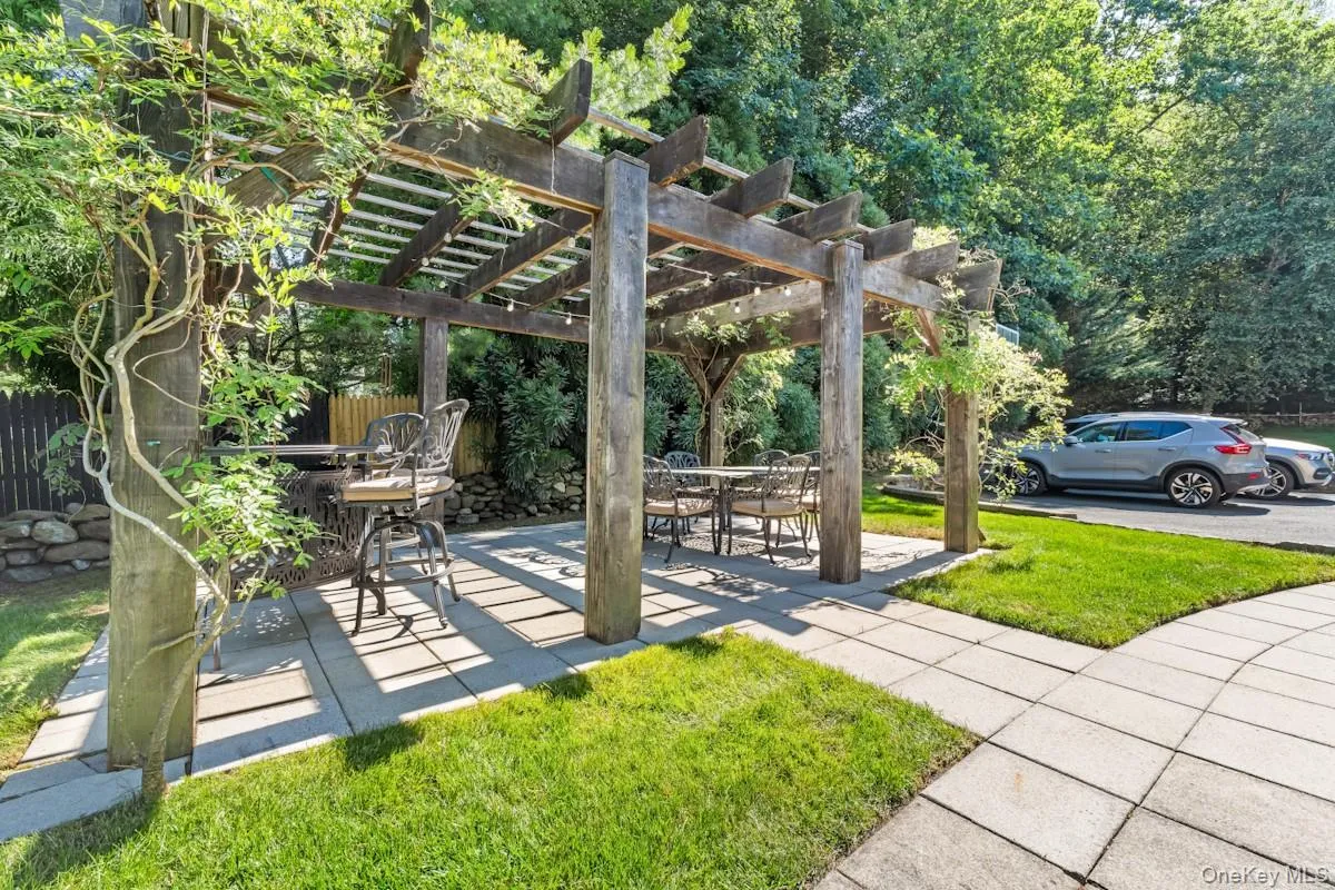 9 Ronwood Road, Ramapo, NY, 5 Bedrooms Bedrooms, 14 Rooms Rooms,3 BathroomsBathrooms,Residential,For Rent,Ronwood,0,1005553 9 Ronwood Road, Ramapo, NY, 5 Bedrooms Bedrooms, 14 Rooms Rooms,3 BathroomsBathrooms,Residential,For Rent,Ronwood,0,1005553