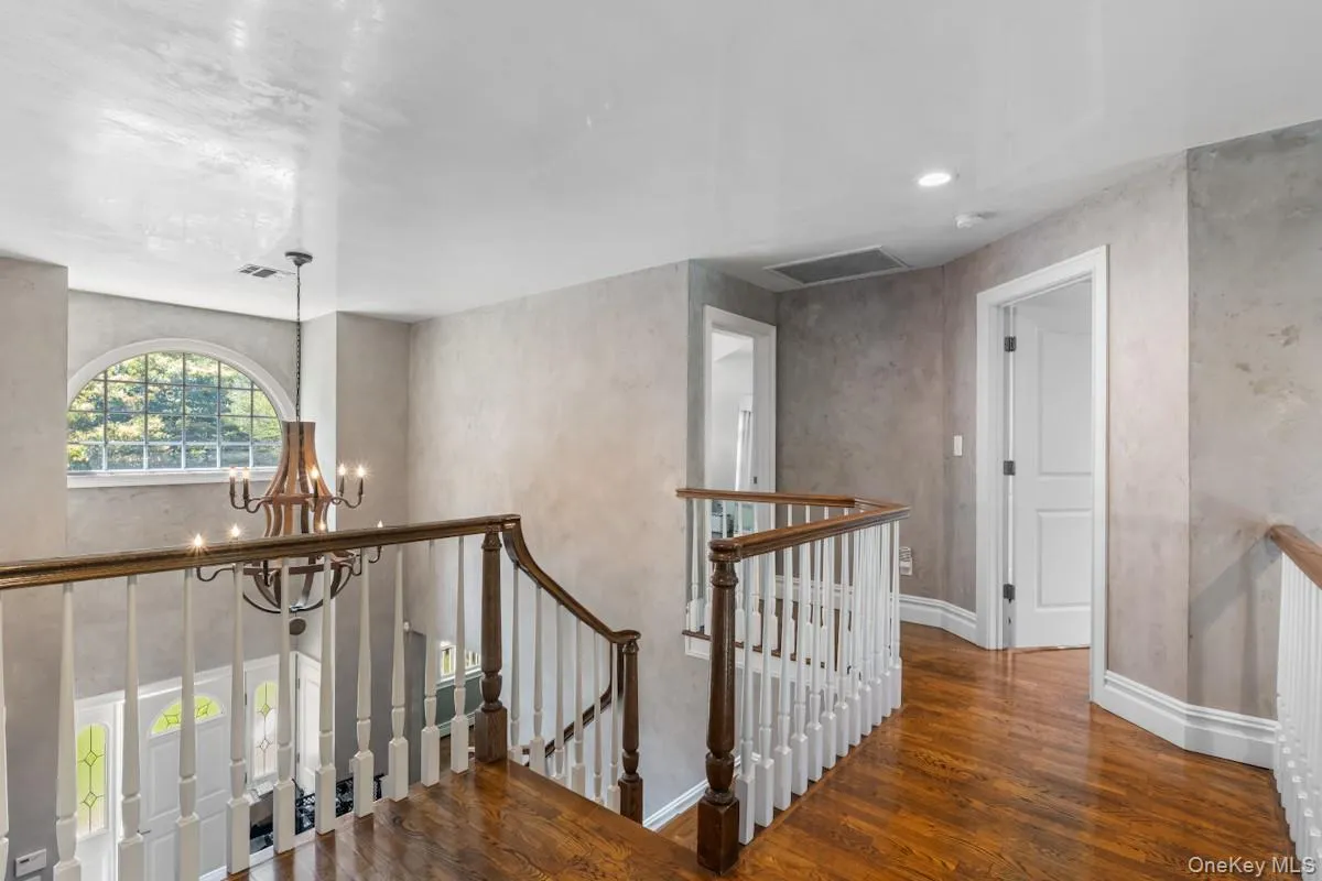 9 Ronwood Road, Ramapo, NY, 5 Bedrooms Bedrooms, 14 Rooms Rooms,3 BathroomsBathrooms,Residential,For Rent,Ronwood,0,1005553 9 Ronwood Road, Ramapo, NY, 5 Bedrooms Bedrooms, 14 Rooms Rooms,3 BathroomsBathrooms,Residential,For Rent,Ronwood,0,1005553