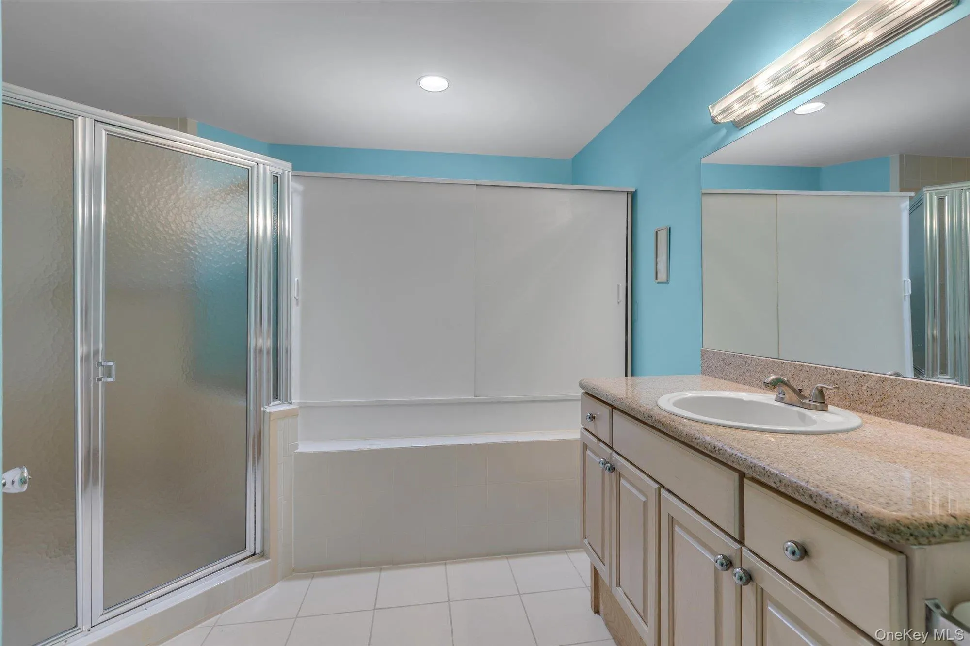35 Lakebridge Drive, Smithtown, NY, 2 Bedrooms Bedrooms, 5 Rooms Rooms,2 BathroomsBathrooms,Residential,For Rent,Lakebridge,0,1005558 35 Lakebridge Drive, Smithtown, NY, 2 Bedrooms Bedrooms, 5 Rooms Rooms,2 BathroomsBathrooms,Residential,For Rent,Lakebridge,0,1005558