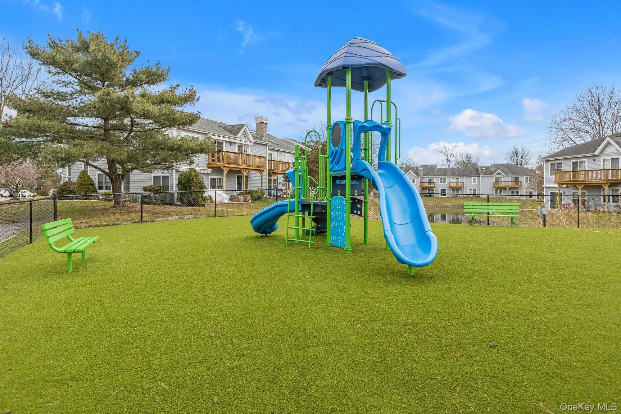 35 Lakebridge Drive, Smithtown, NY, 2 Bedrooms Bedrooms, 5 Rooms Rooms,2 BathroomsBathrooms,Residential,For Rent,Lakebridge,0,1005558 35 Lakebridge Drive, Smithtown, NY, 2 Bedrooms Bedrooms, 5 Rooms Rooms,2 BathroomsBathrooms,Residential,For Rent,Lakebridge,0,1005558