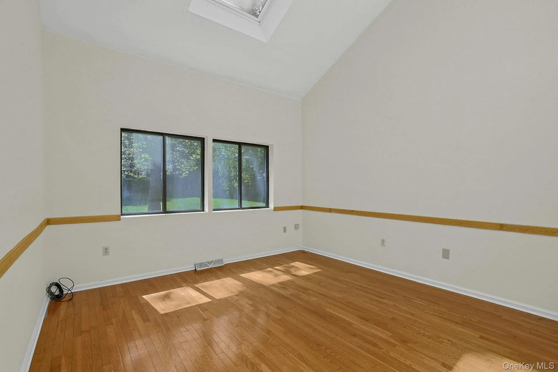 Large primary bedroom Large primary bedroom